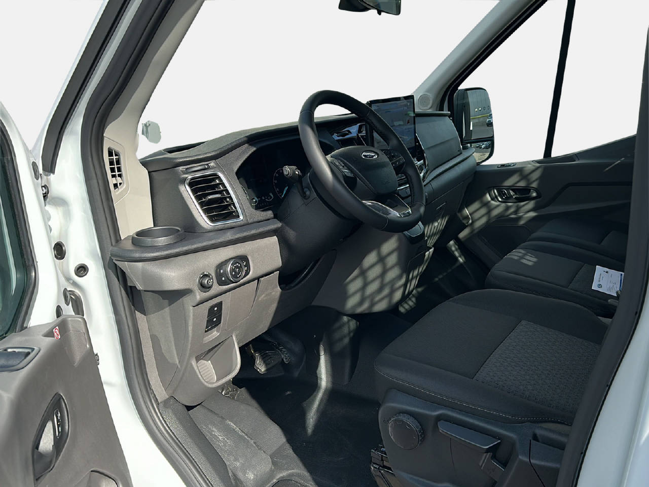 FORD E-Transit Kab.-Ch. 350 L3 67kWh Trend-image-9