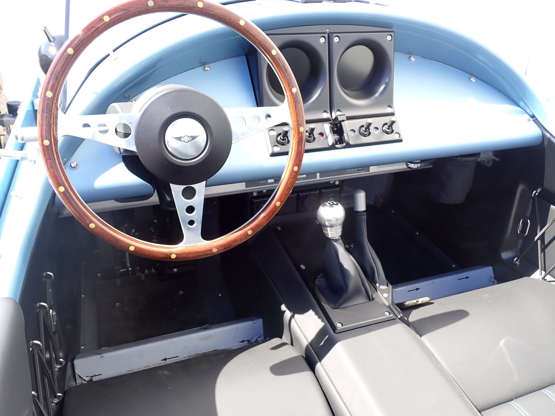 MORGAN SUPER 3-image-3