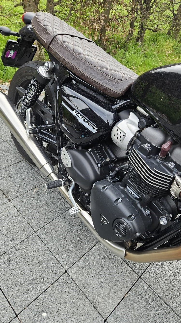 TRIUMPH Street Twin 900 i-image-3