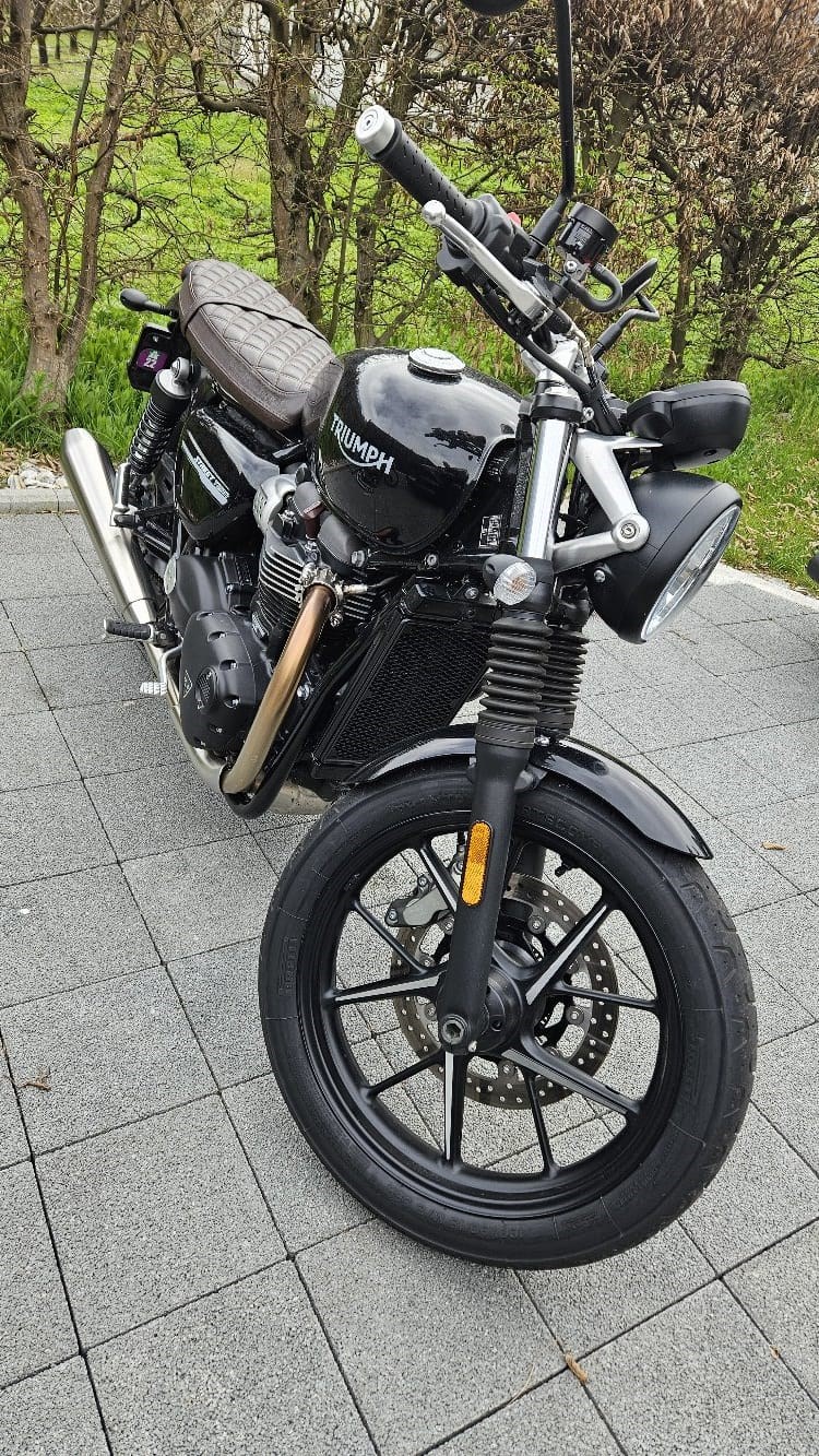 TRIUMPH Street Twin 900 i-image-2