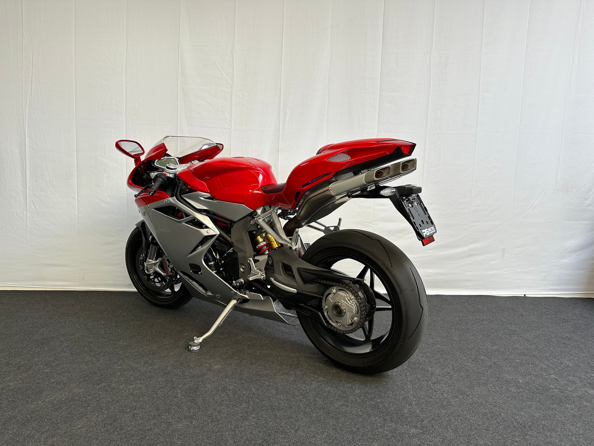 MV AGUSTA F4 1000-image-4