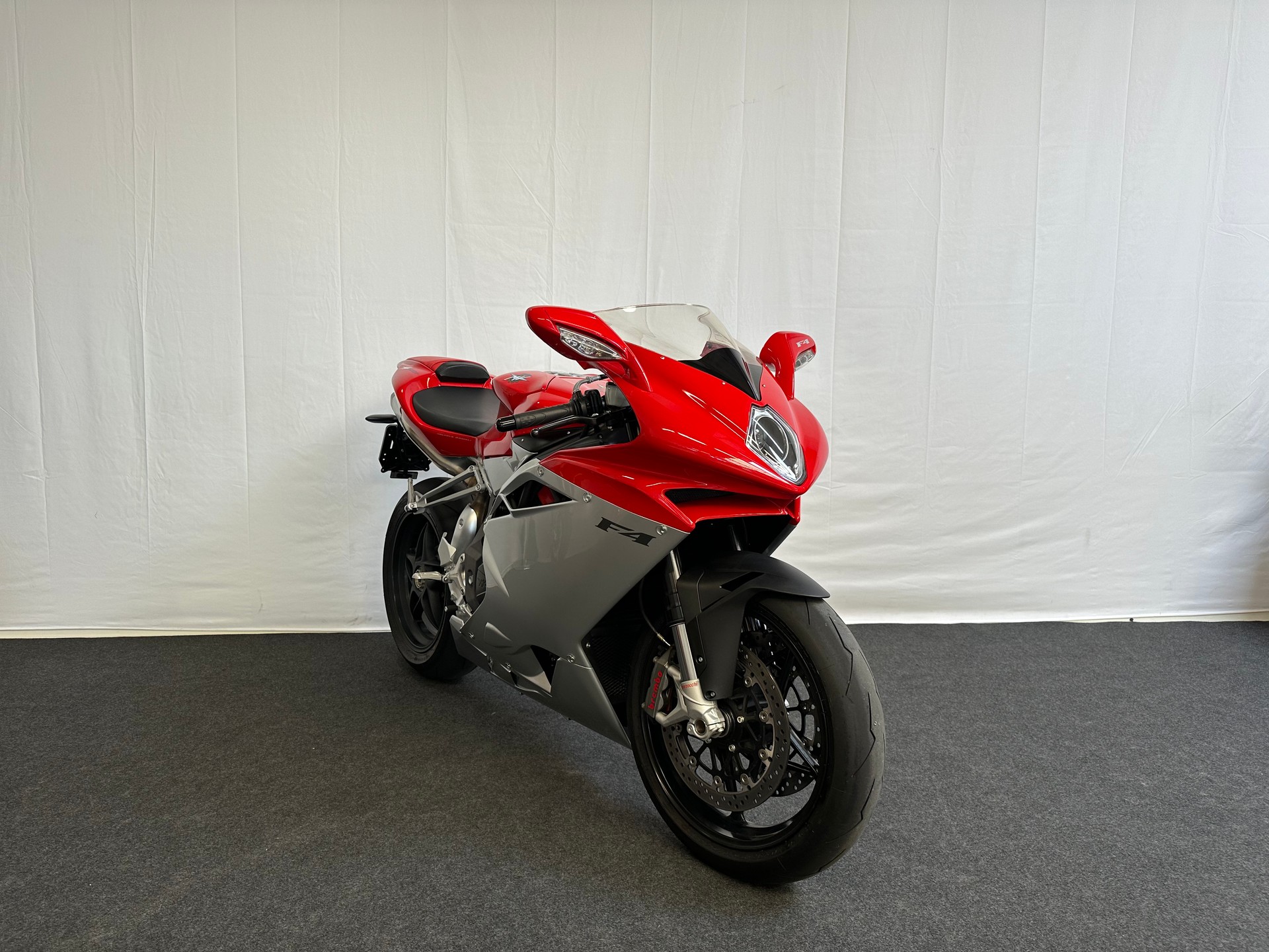 MV AGUSTA F4 1000-image-1