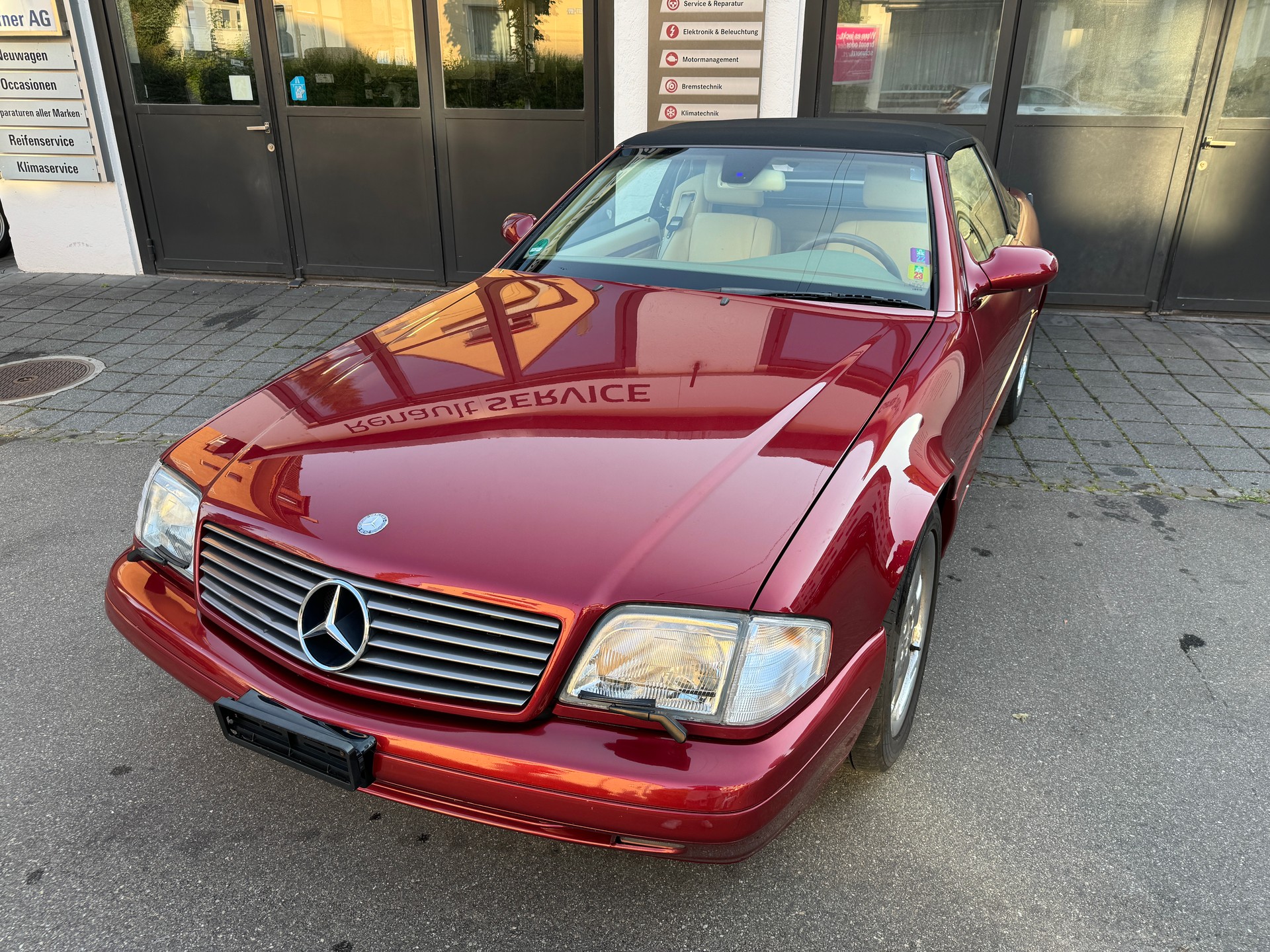 MERCEDES-BENZ SL 500 Automatic-showroom-element-1
