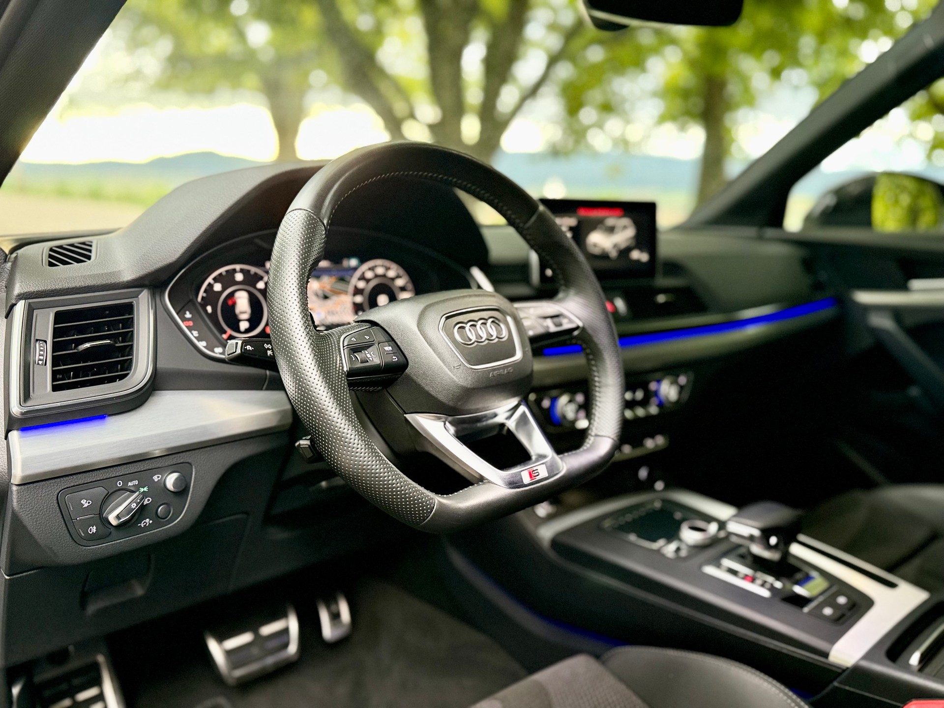 AUDI Q5 3.0 TDI sport quattro *S LINE*-image-22