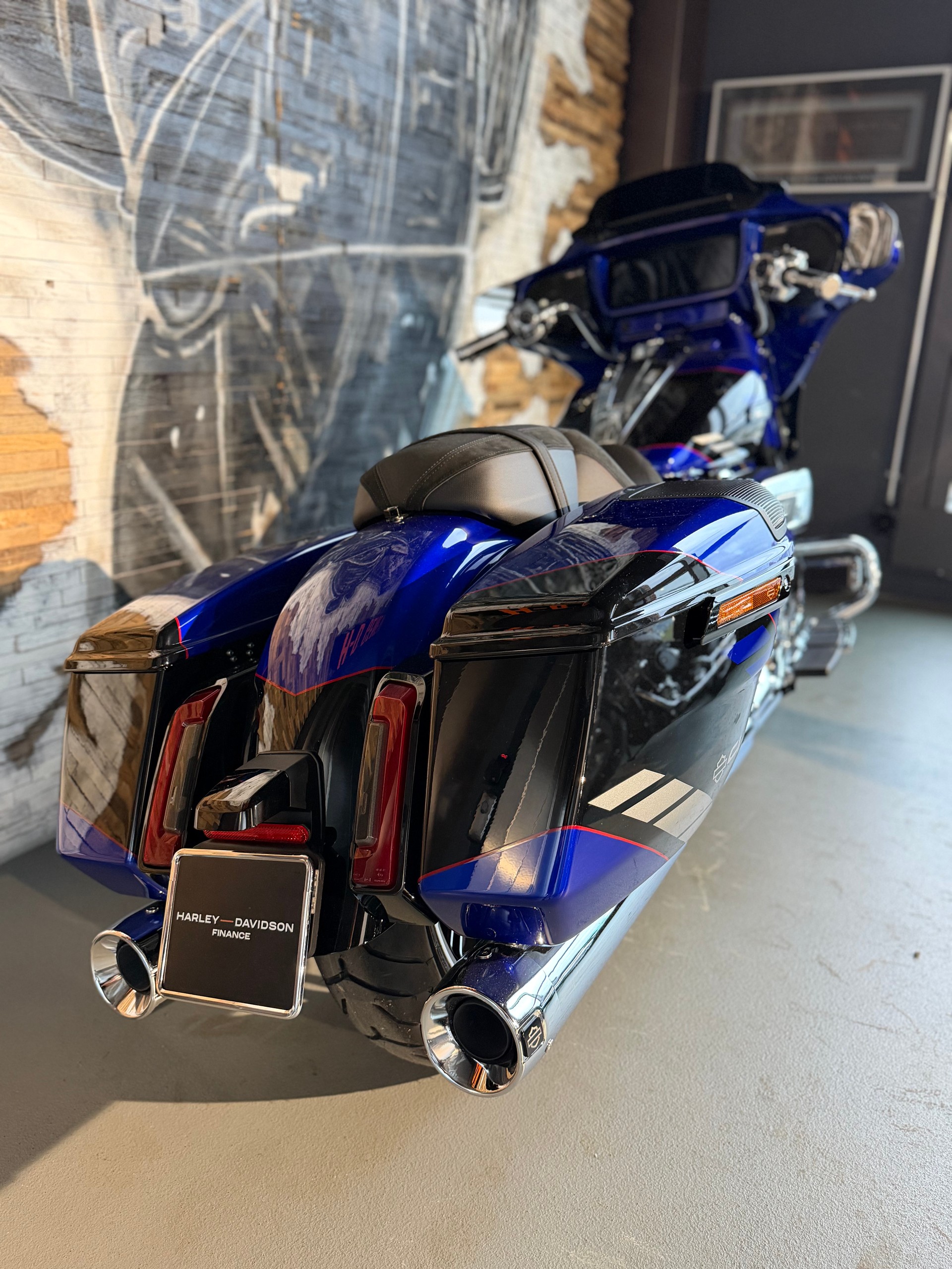 HARLEY-DAVIDSON FLHXSE Street Glide CVO 121-image-10