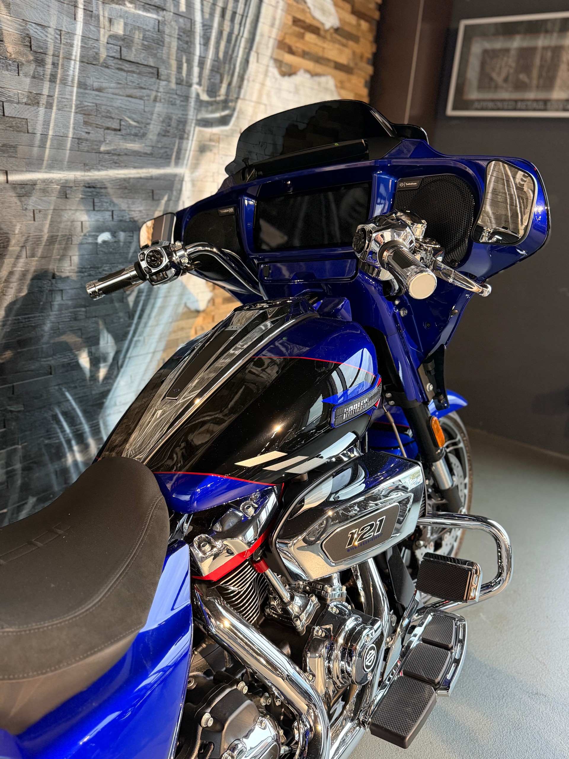 HARLEY-DAVIDSON FLHXSE Street Glide CVO 121-image-9