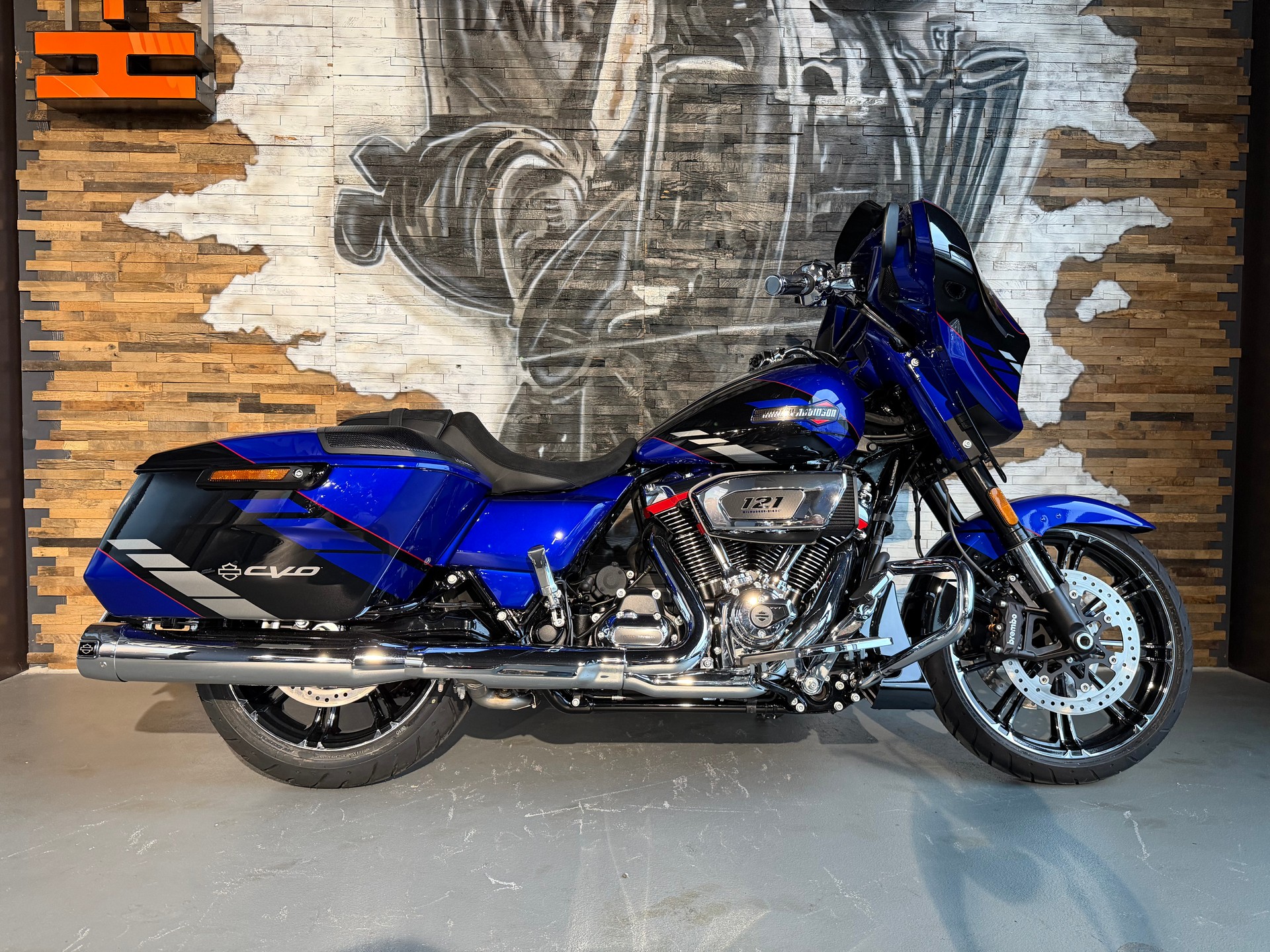 HARLEY-DAVIDSON FLHXSE Street Glide CVO 121-image-5