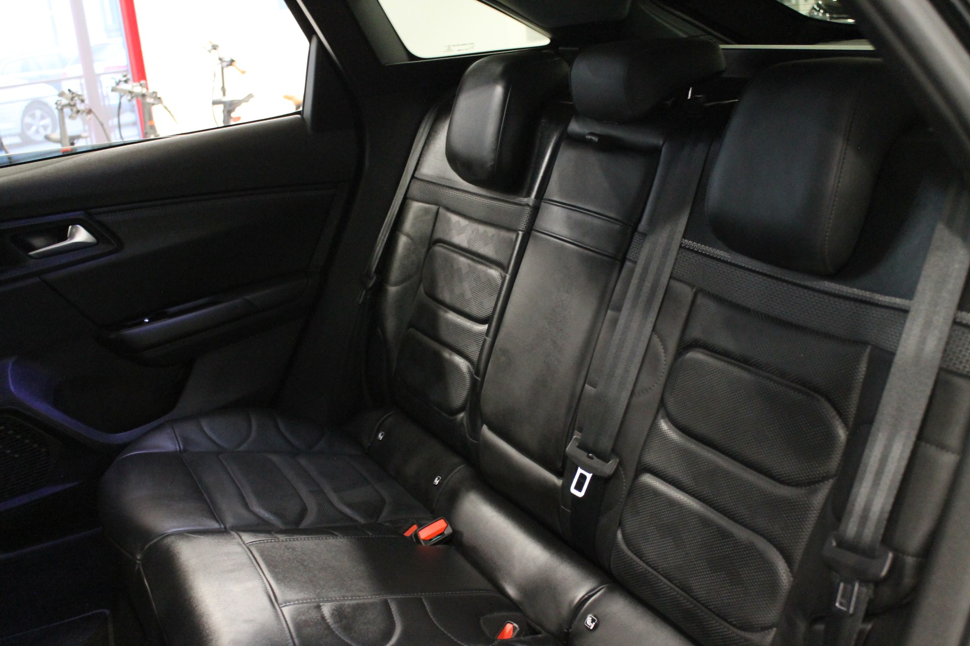 CITROEN C5 X 1.6i PHEV Shine Pack e-EAT8-image-14