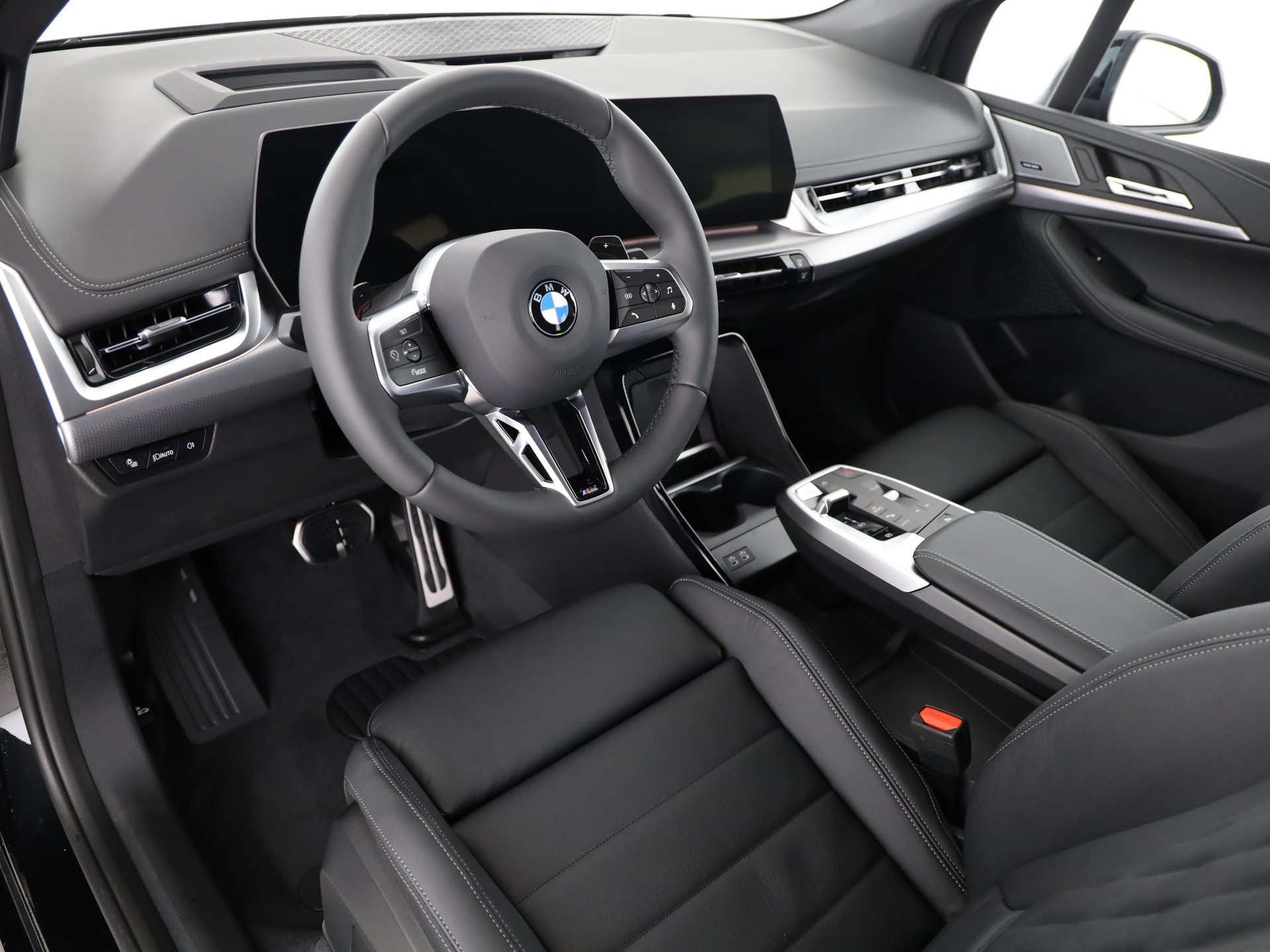BMW 223i xDrive SDKG Active Tourer-image-13