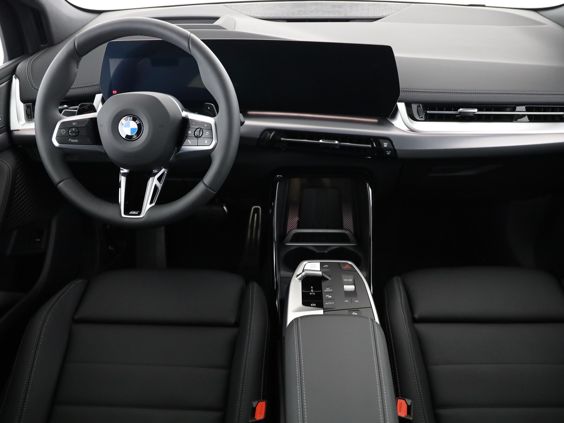 BMW 223i xDrive SDKG Active Tourer-image-16