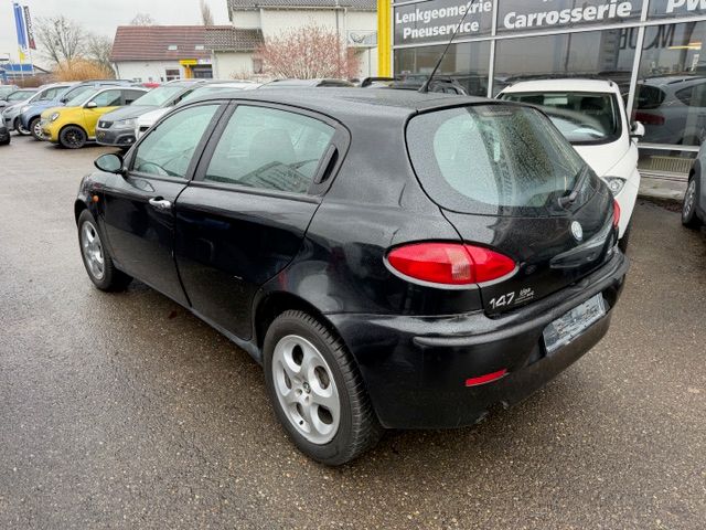 ALFA ROMEO 147 1.6 TS 16V Progression-showroom-element-3