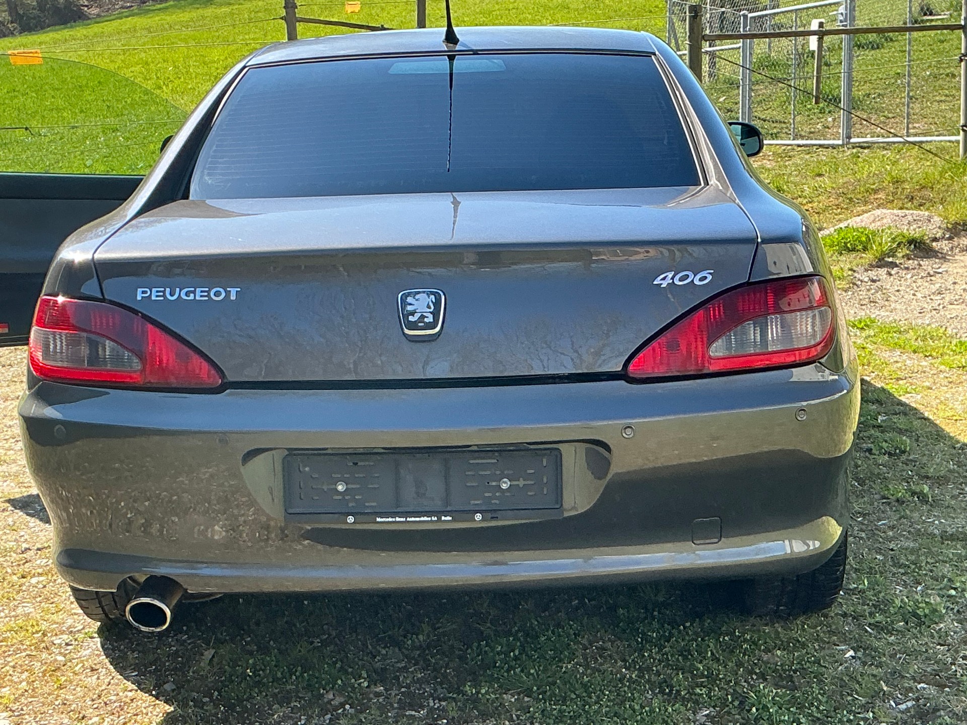 PEUGEOT 406 Coupé 2.2 HDI-image-10