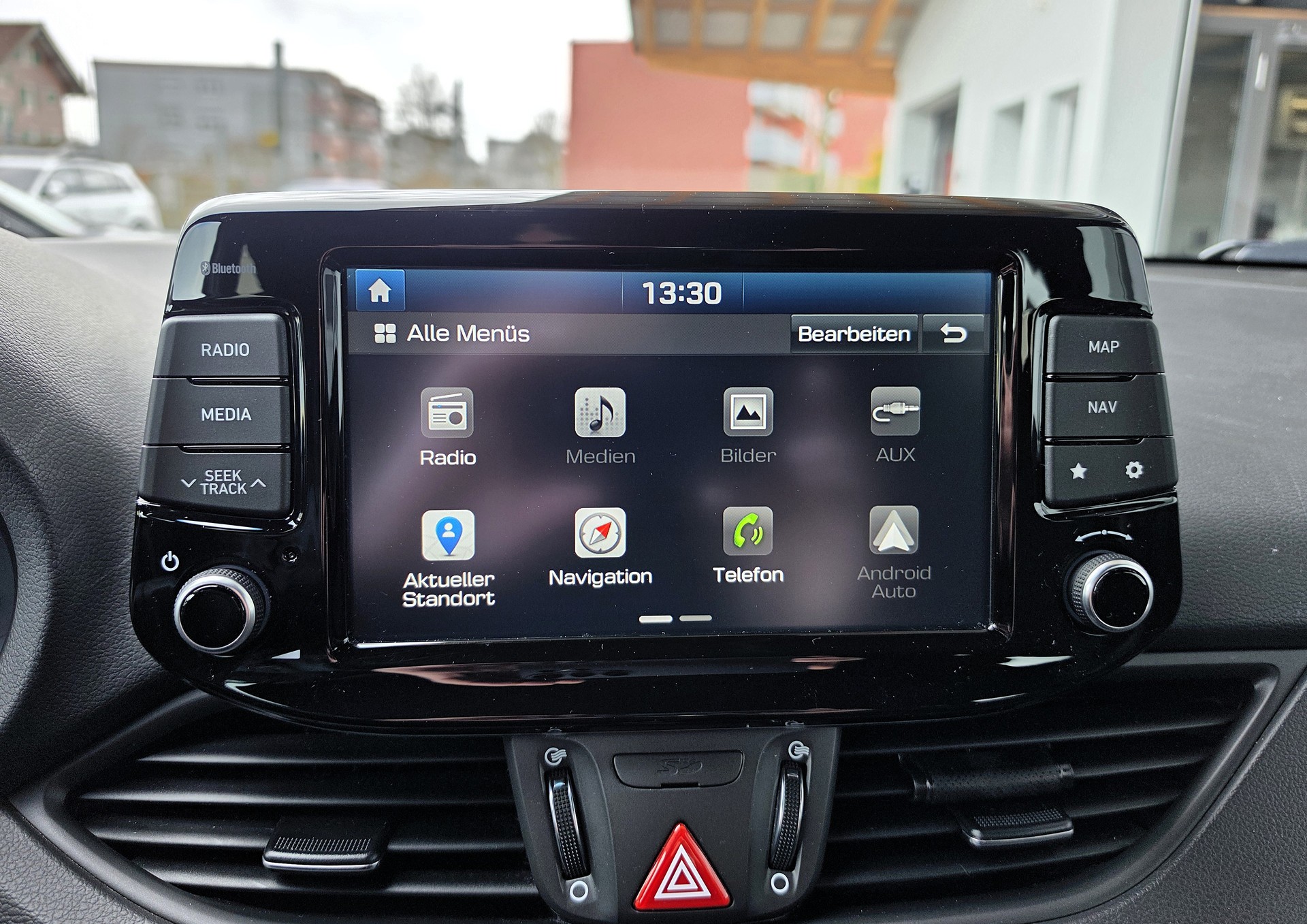 HYUNDAI i30 1.4 T-GDi N-Line DCT-image-16
