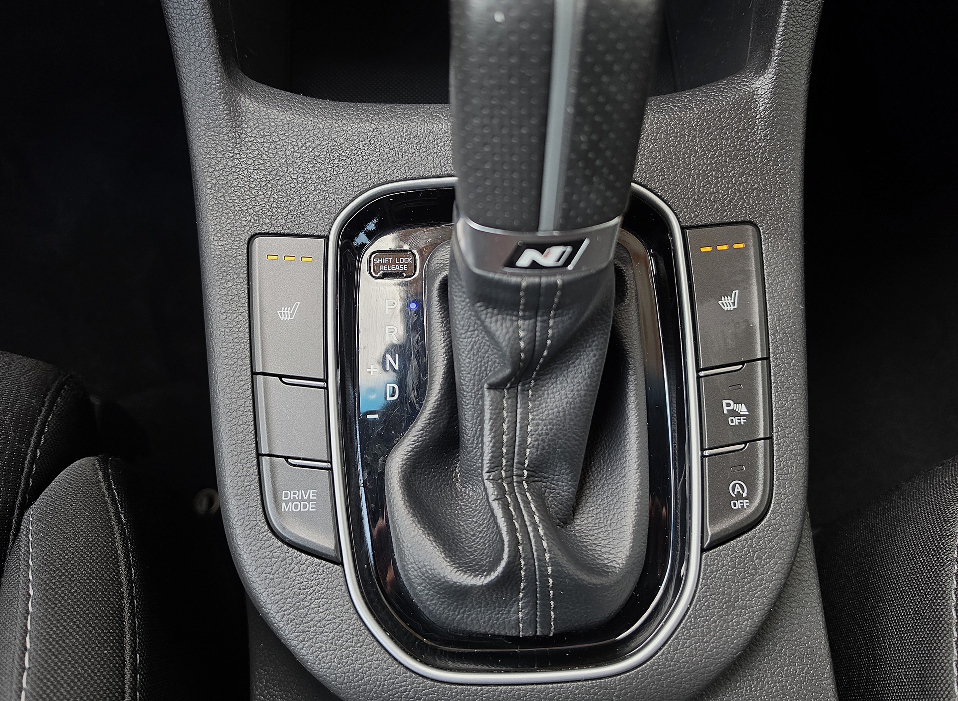 HYUNDAI i30 1.4 T-GDi N-Line DCT-image-17