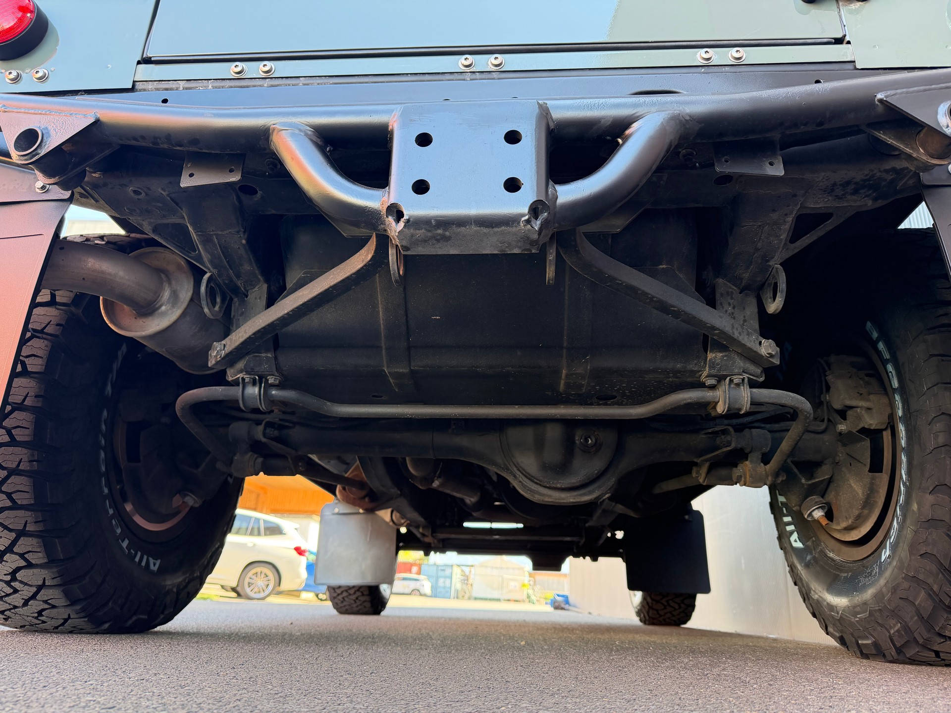 LAND ROVER Defender 90 TD4 RECARO Special-image-11
