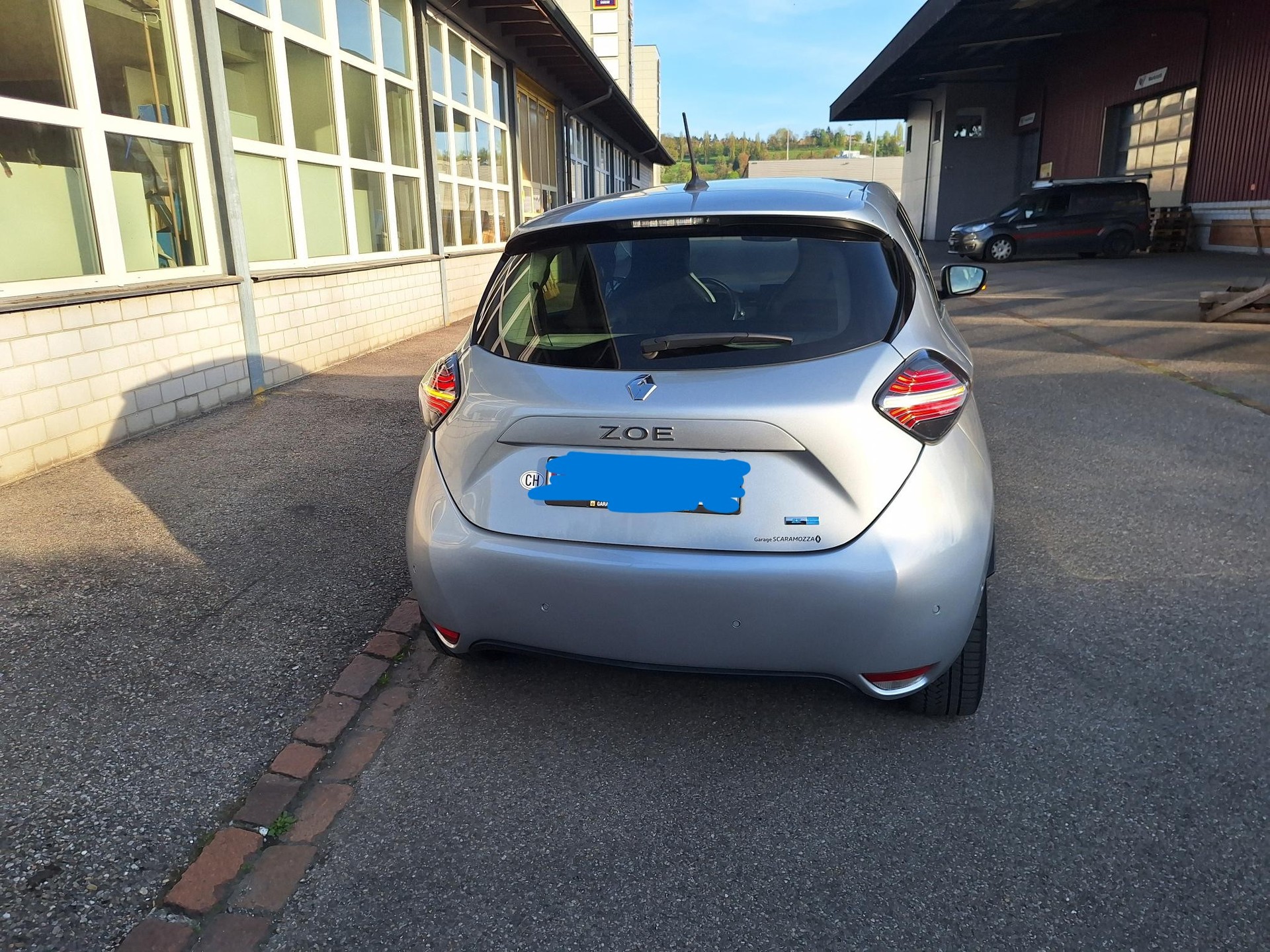 RENAULT R135 Intens inkl. Batterie-image-2