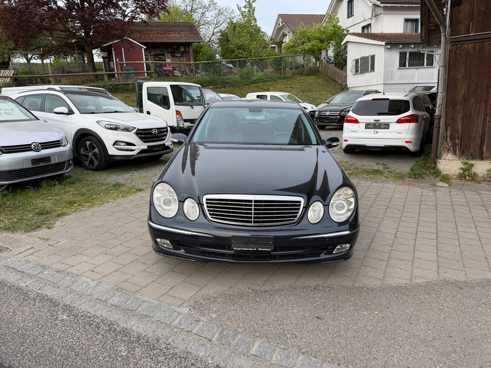 MERCEDES-BENZ E 240 Avantgarde