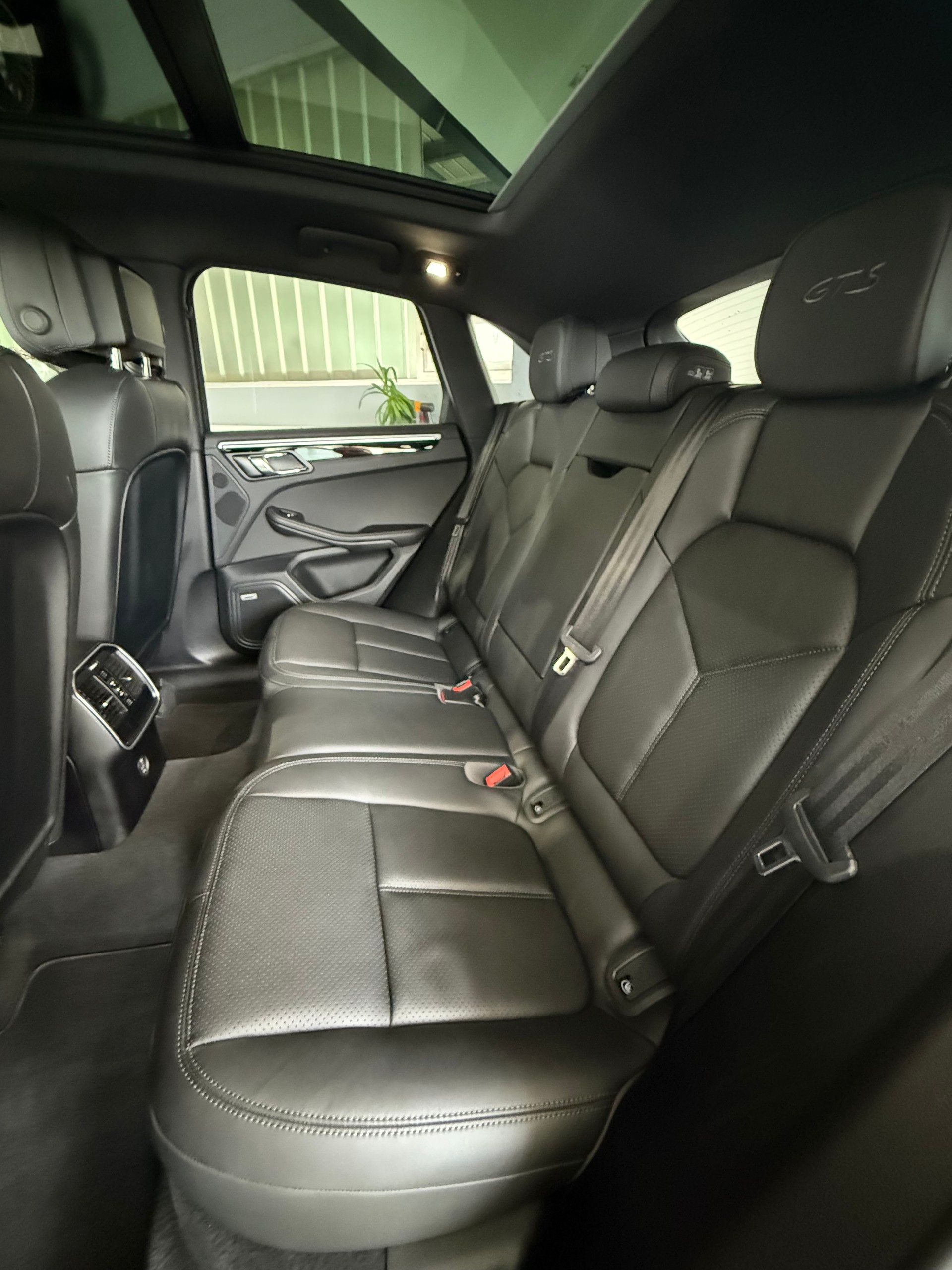 PORSCHE Macan GTS PDK-image-8