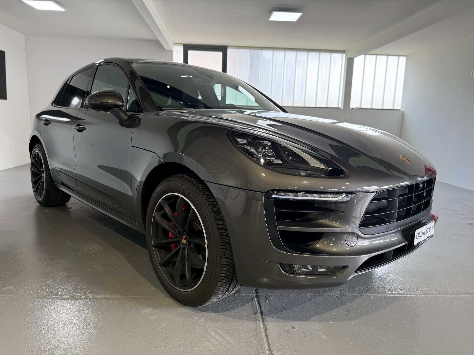 PORSCHE Macan GTS PDK-image-1