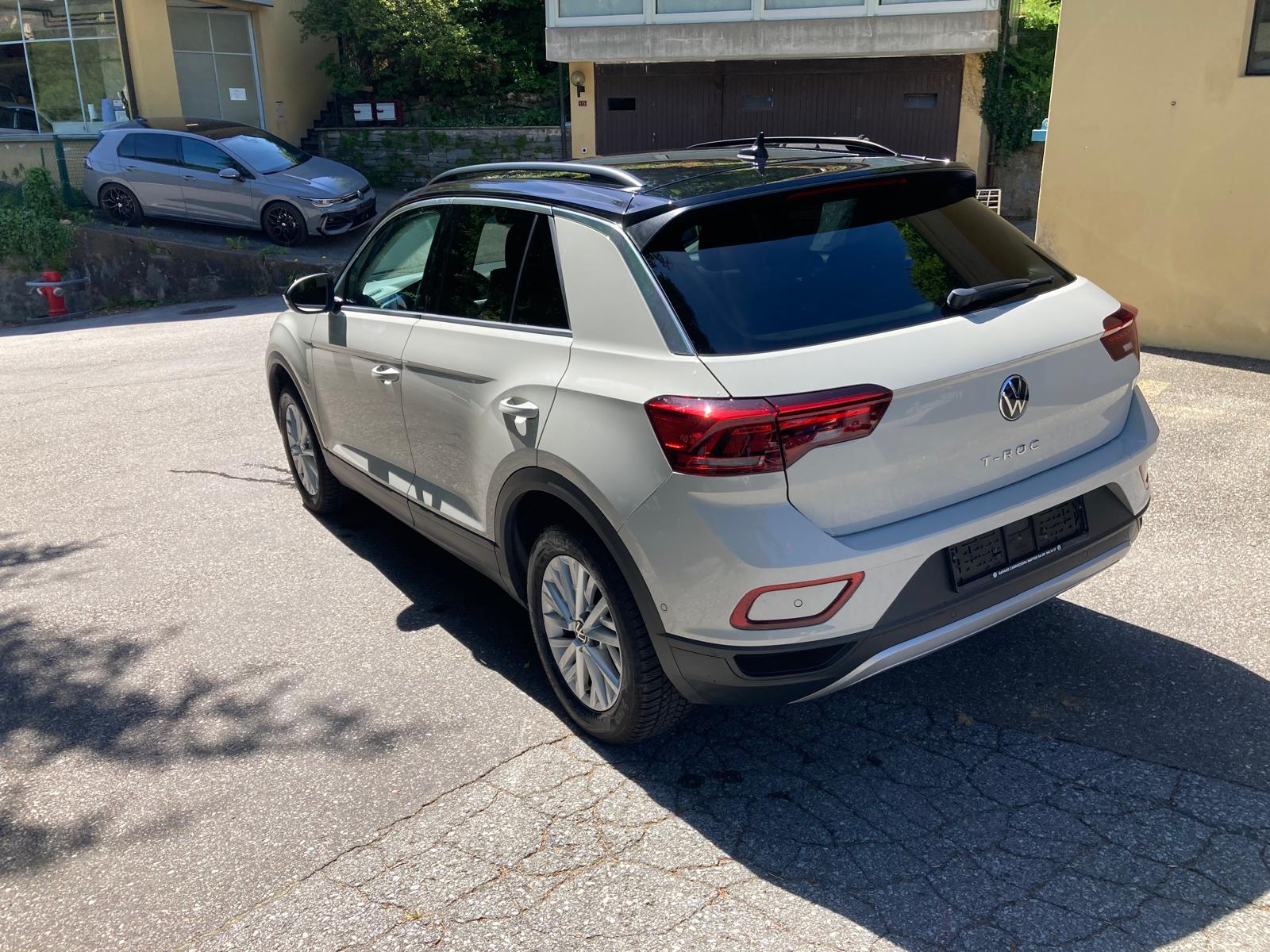 VW T-Roc 1.5 TSI EVO Life DSG-image-4