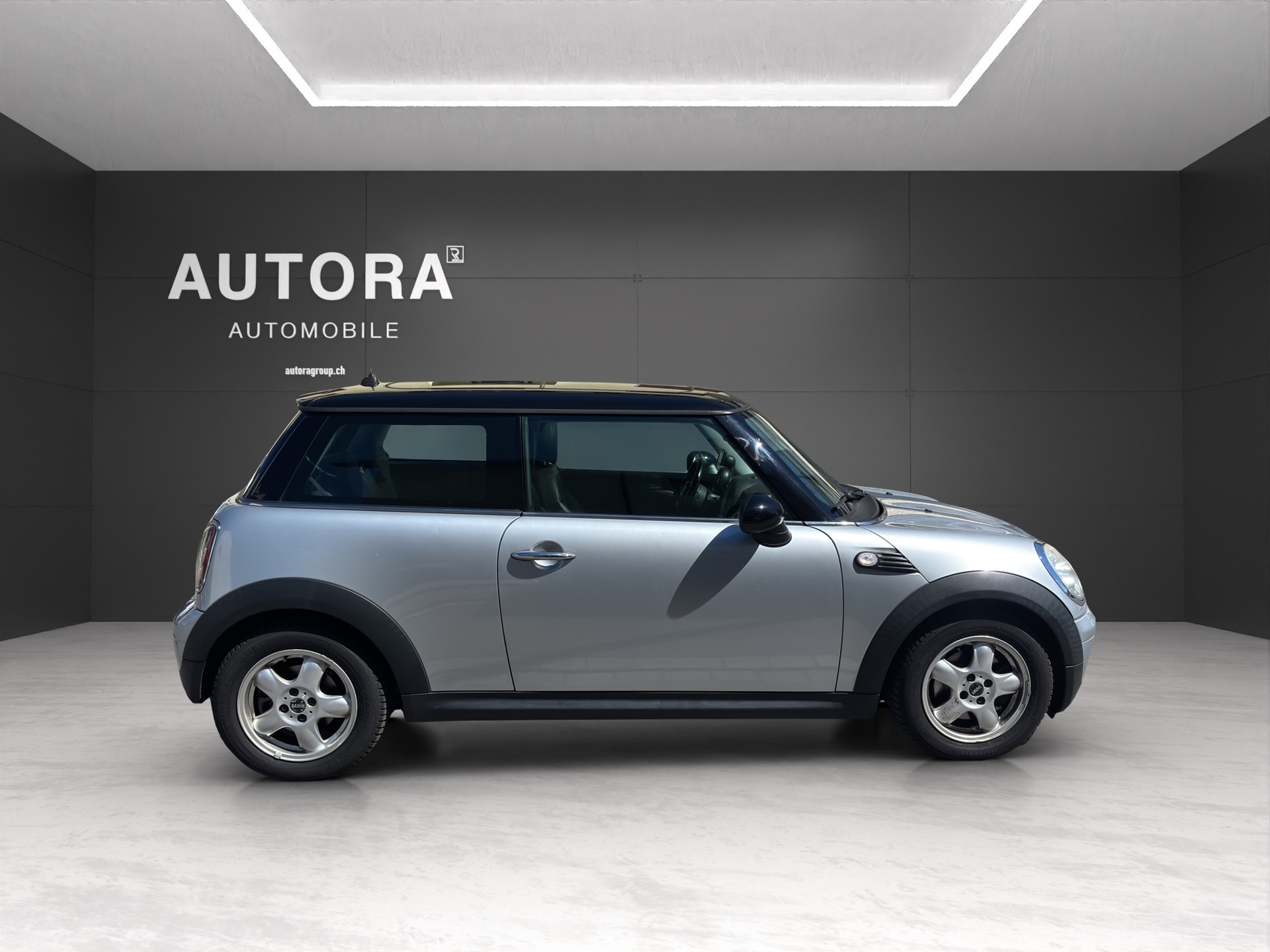 MINI R56 Cooper 1.6-image-5