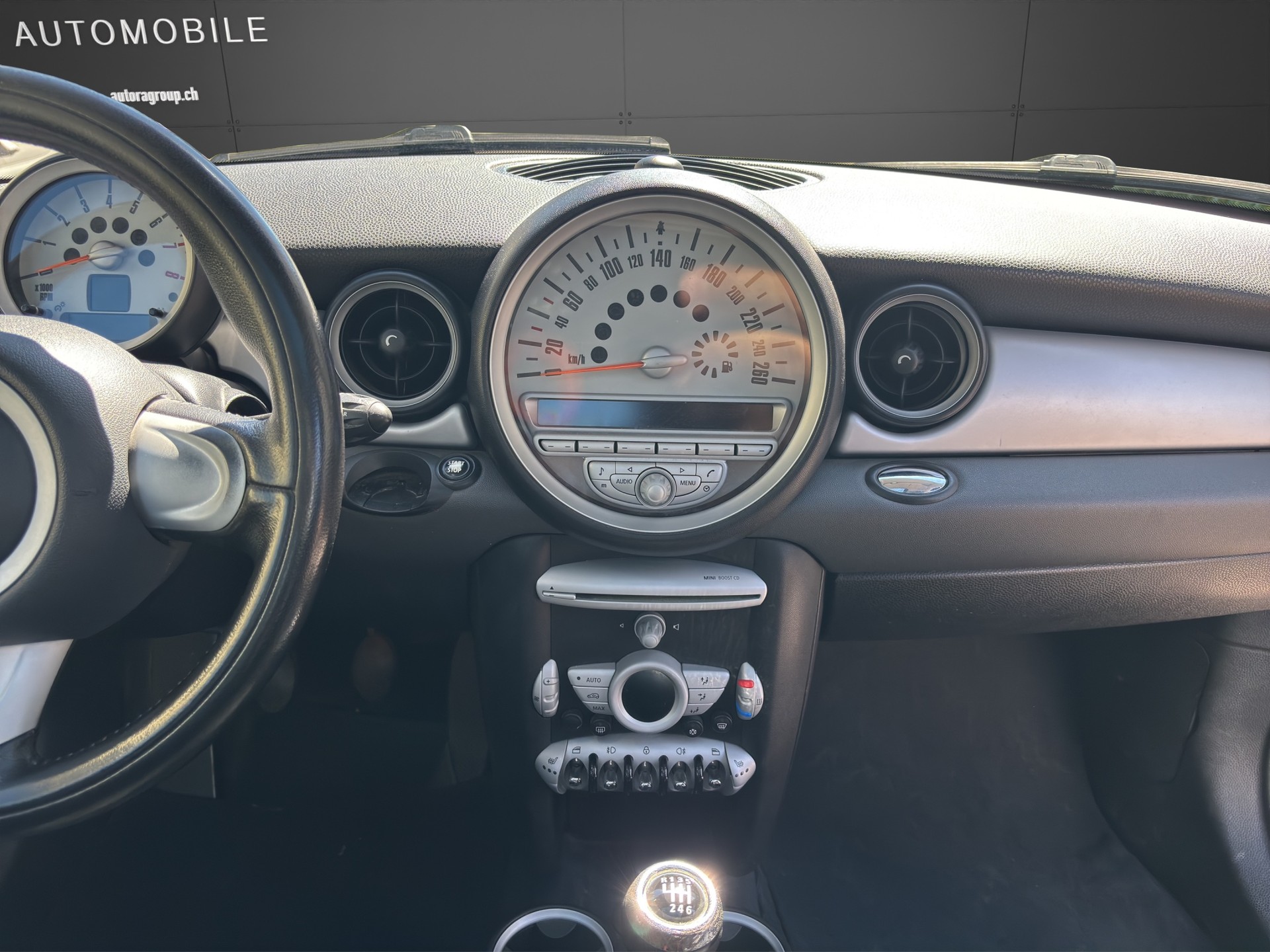 MINI R56 Cooper 1.6-image-11