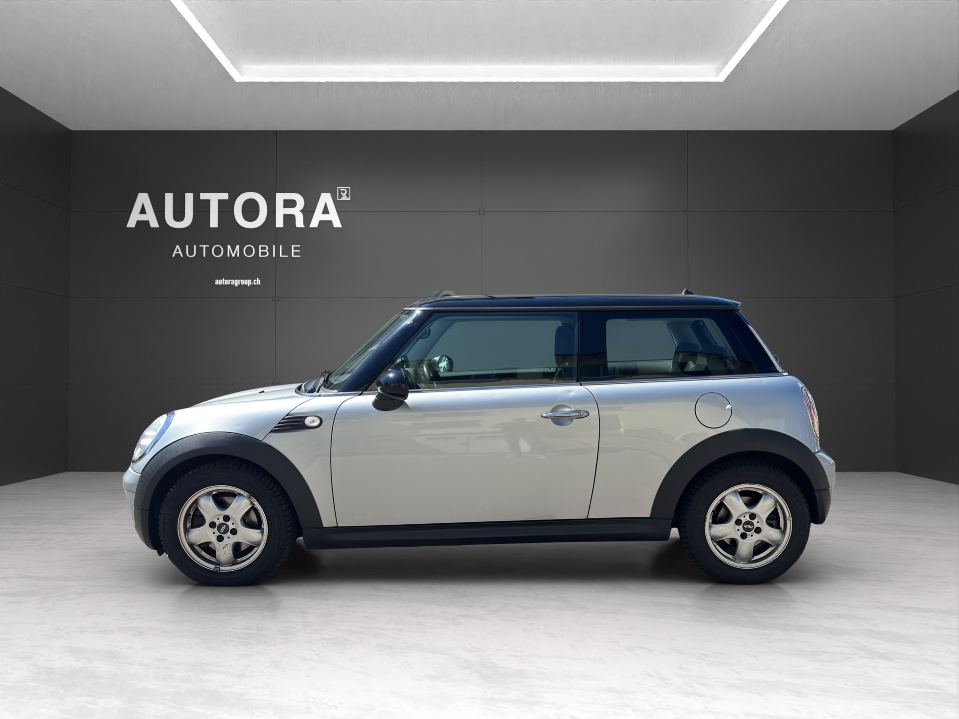 MINI R56 Cooper 1.6-image-3
