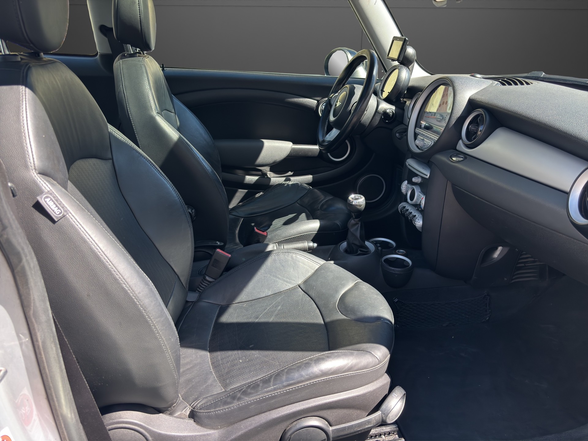 MINI R56 Cooper 1.6-image-12