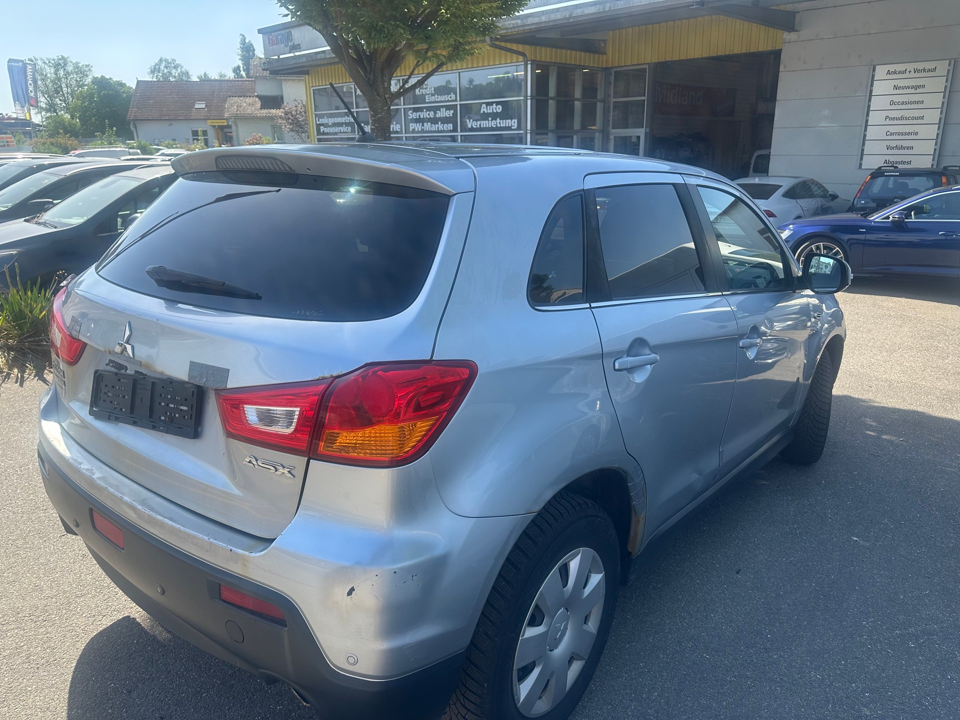 MITSUBISHI ASX 1.8 DID Invite 4WD-showroom-element-3