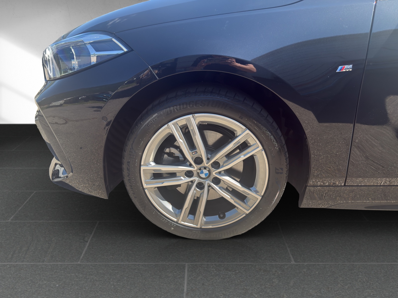 BMW 118i M Sport Steptronic-image-8