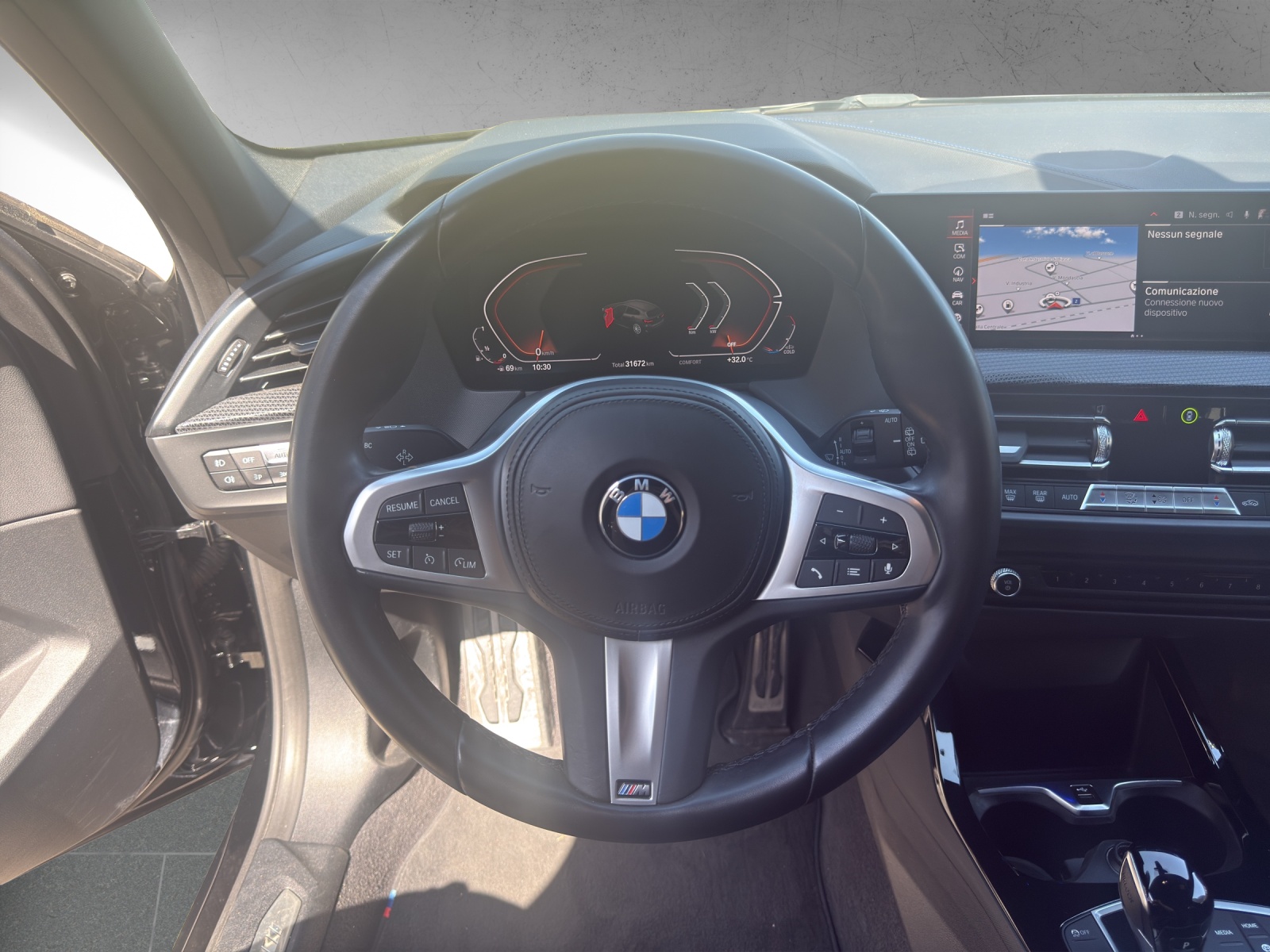 BMW 118i M Sport Steptronic-image-12