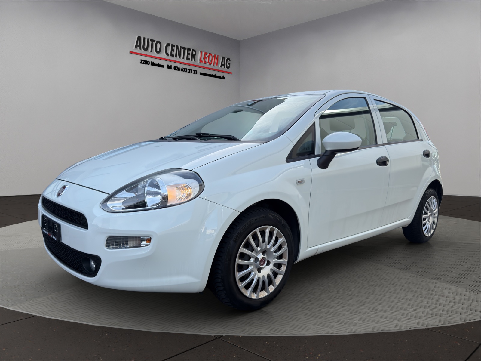 FIAT Punto 1.2 Young-showroom-element-1