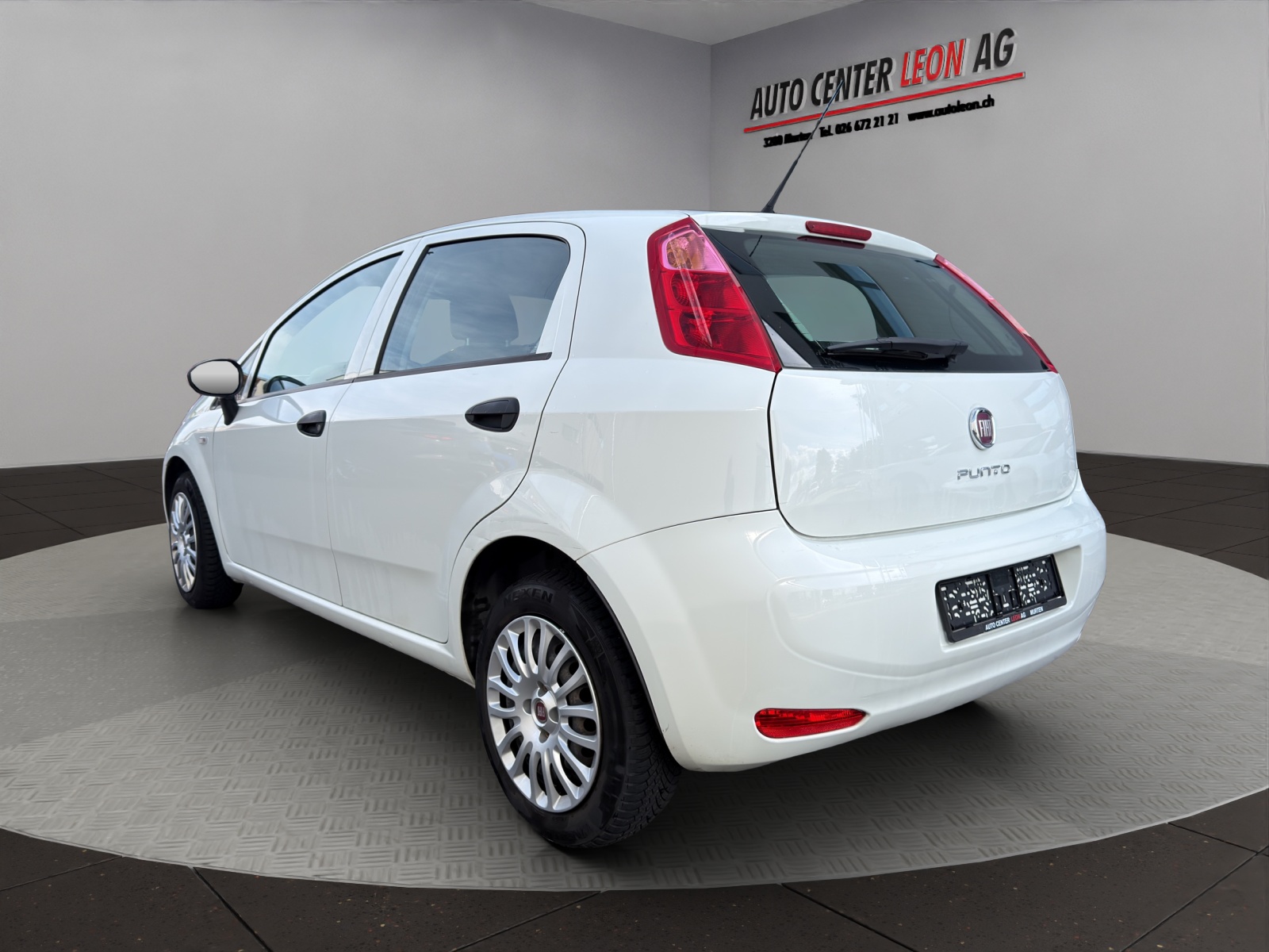 FIAT Punto 1.2 Young-showroom-element-3