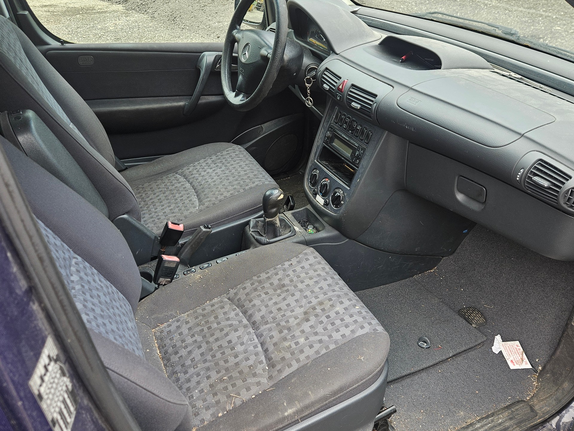 MERCEDES-BENZ Vaneo 1.9i Imagination-image-10