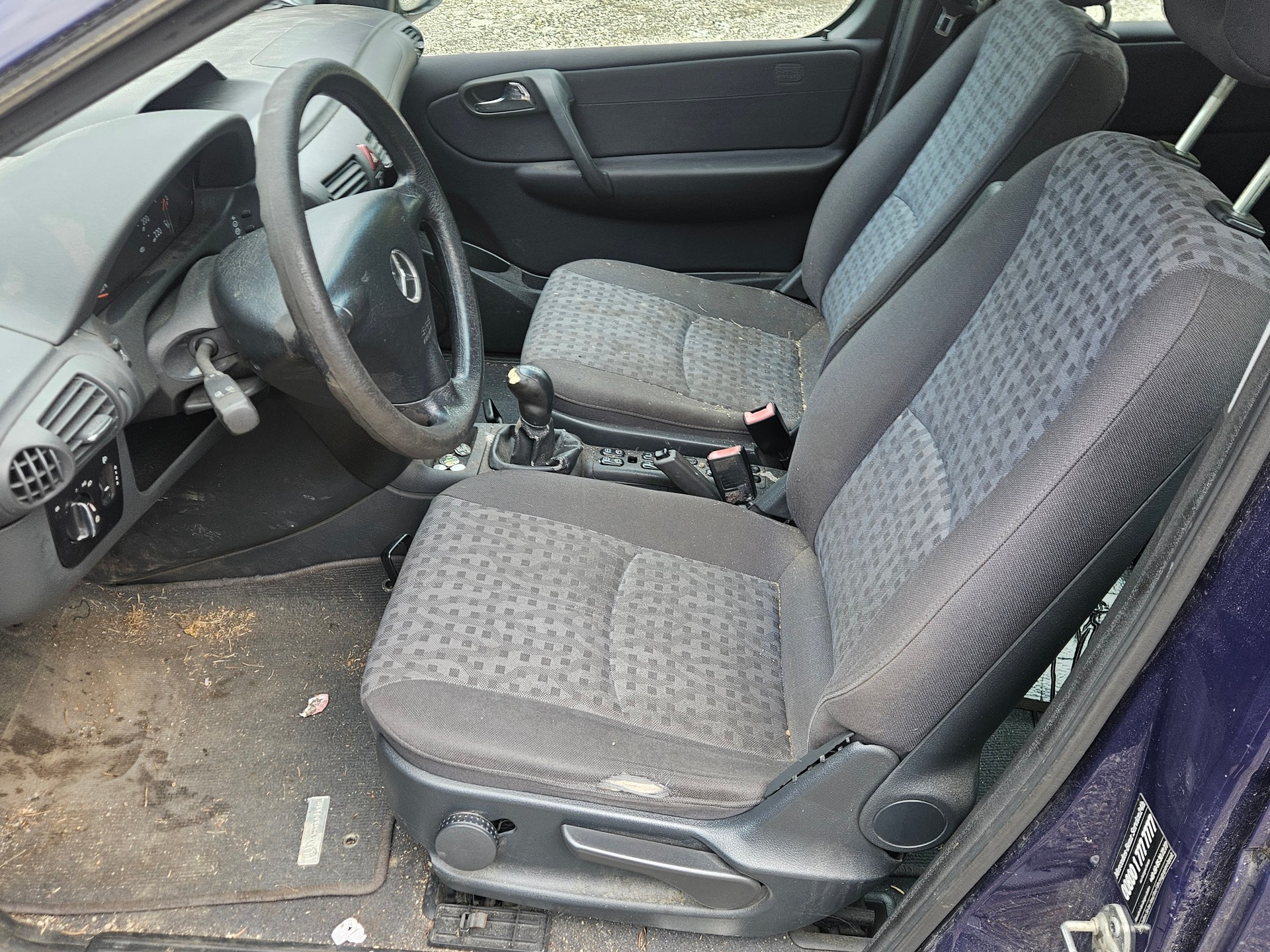 MERCEDES-BENZ Vaneo 1.9i Imagination-image-8