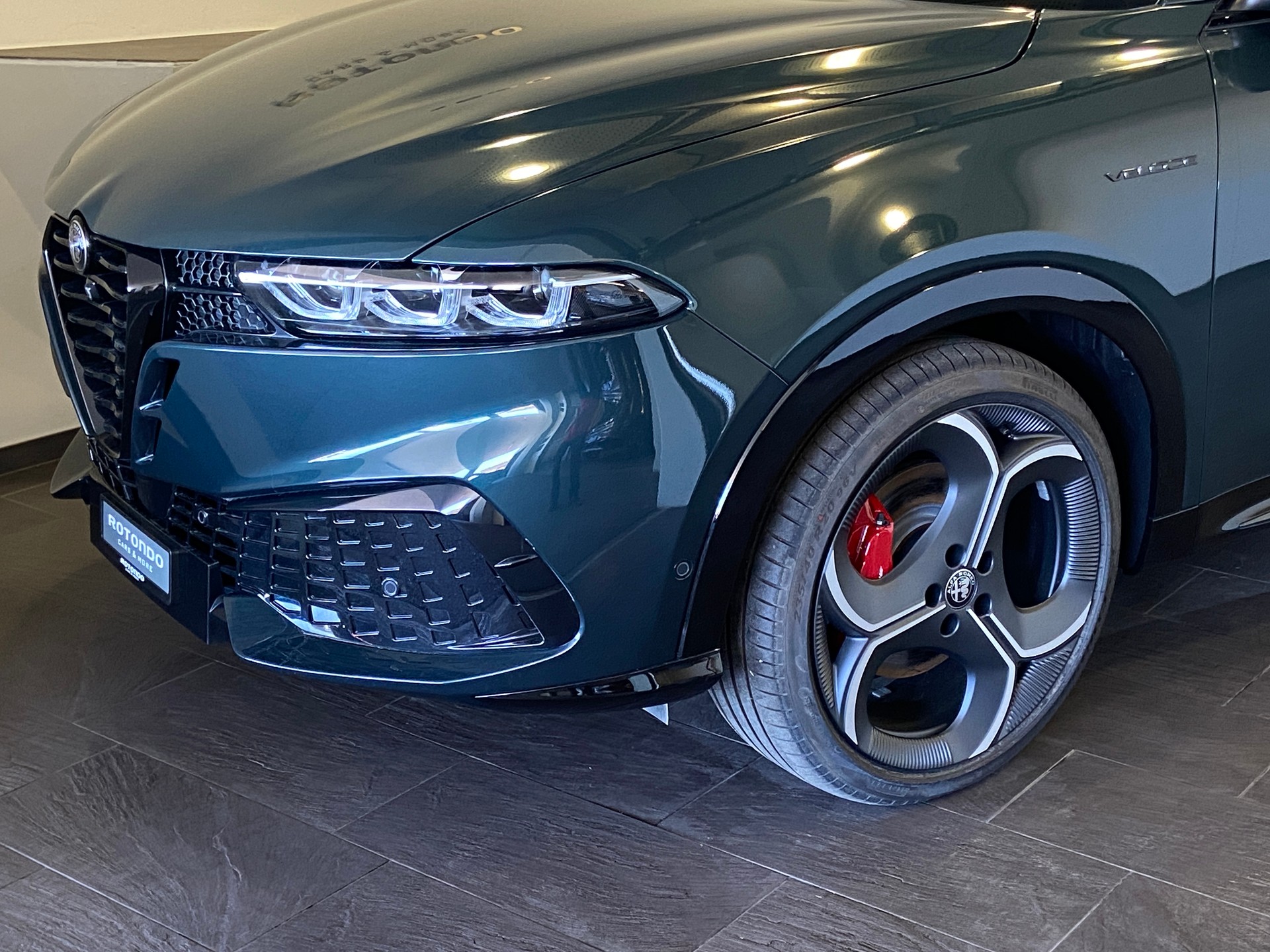 ALFA ROMEO Tonale 1.5 Hybrid Veloce Tech Premium MY26-showroom-element-2