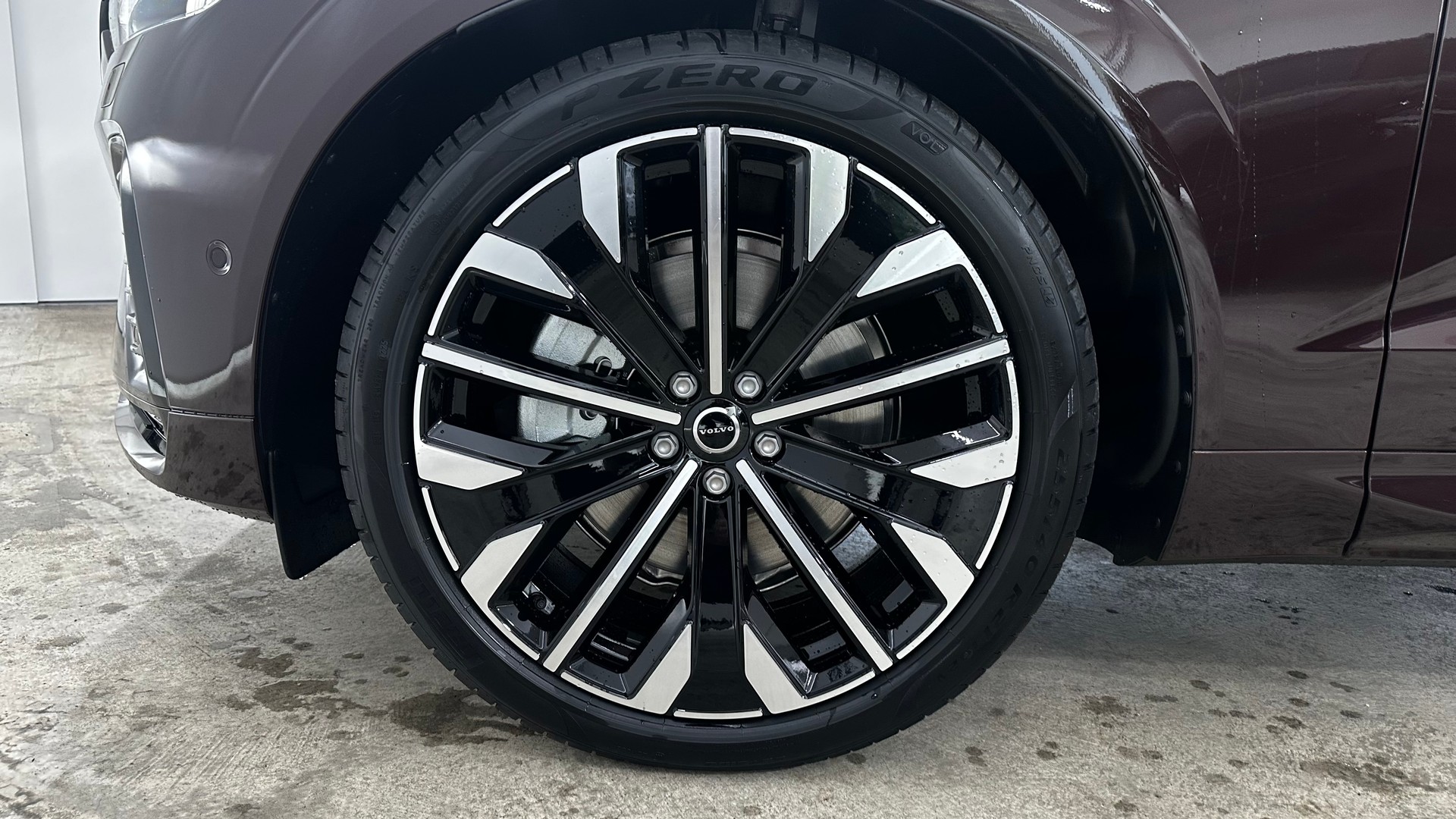 VOLVO XC60 2.0 T8 TE Ultra Dark eAWD-image-7