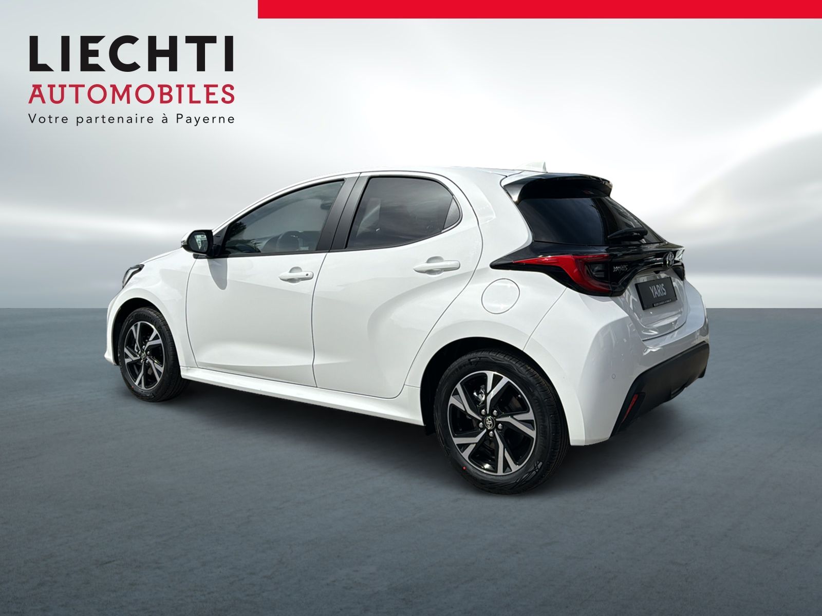 TOYOTA Yaris 1.5 Trend e-CVT-showroom-element-2