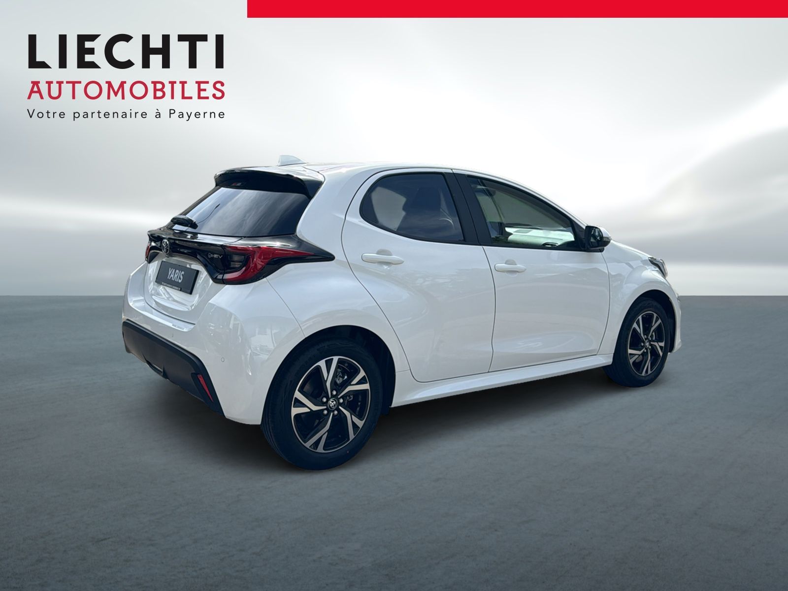 TOYOTA Yaris 1.5 Trend e-CVT-showroom-element-3