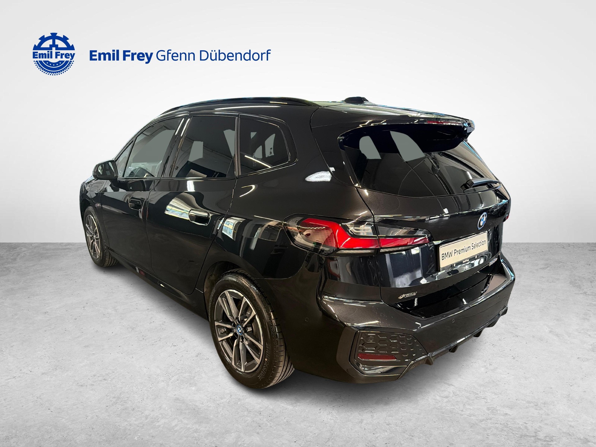 BMW 225e xDrive paddles Active Tourer-image-5