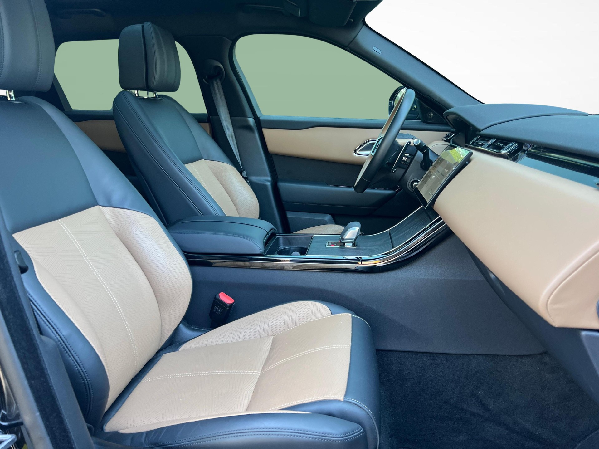 LAND ROVER Range Rover Velar 2.0 P400e Dynamic HSE-image-9