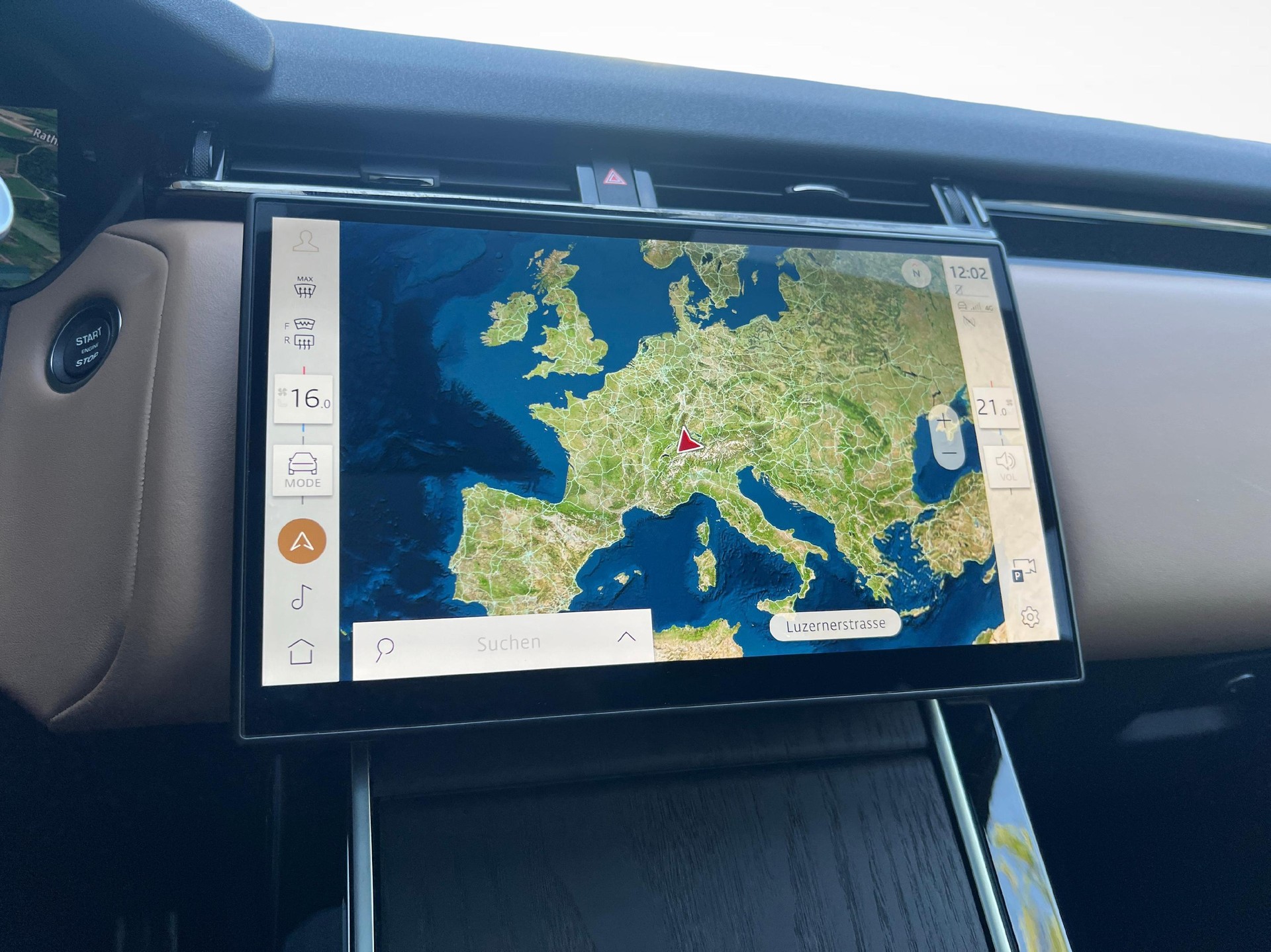 LAND ROVER Range Rover Velar 2.0 P400e Dynamic HSE-image-14