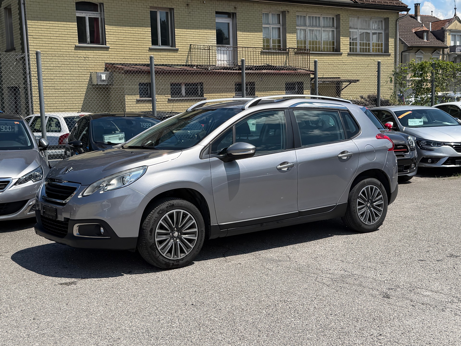 PEUGEOT 2008 1.6 VTI Active-image-2