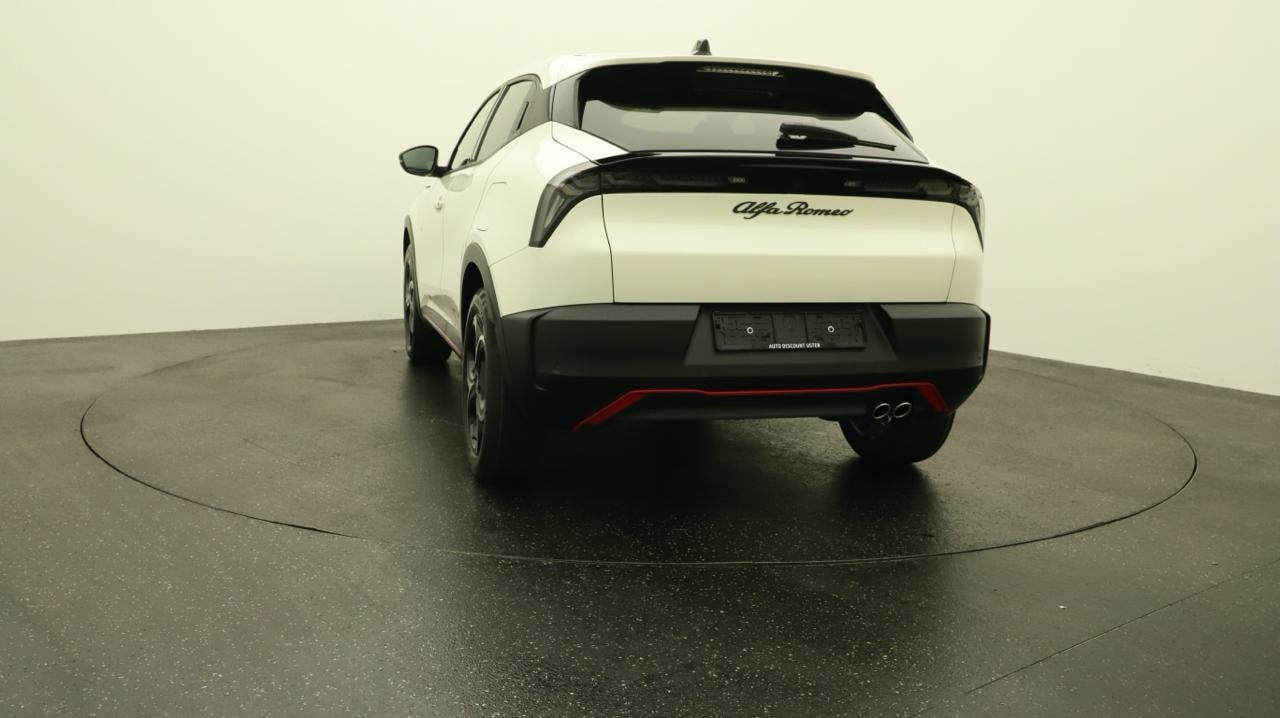 ALFA ROMEO Junior 1.2 48V Hybrid Speciale-showroom-element-3