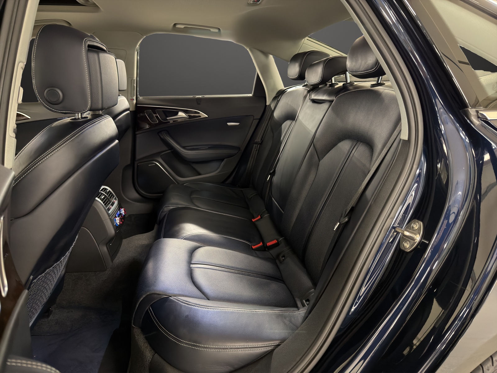 AUDI A6 Limousine 3.0 TDI V6 quattro S-tronic-image-13