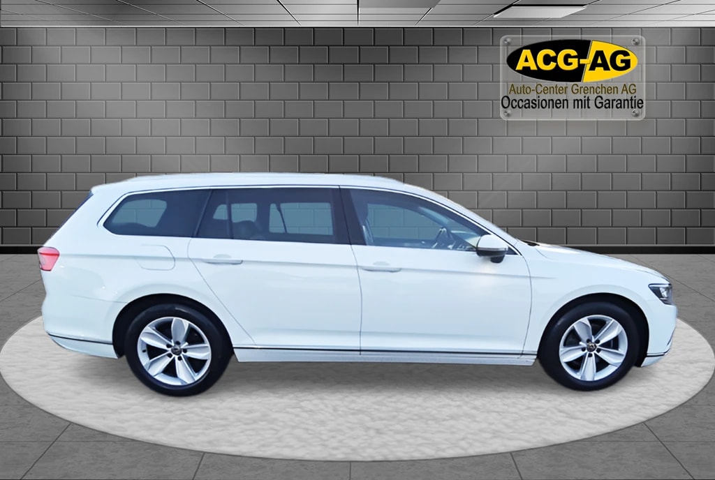VW Passat 2.0 TDI BMT Elegance DSG ** Gr.Navi mit RF-Kamera ** Parkhilfe v+h ** Winter Paket ** Leder ** Frisch ab MFK & Service **-image-5