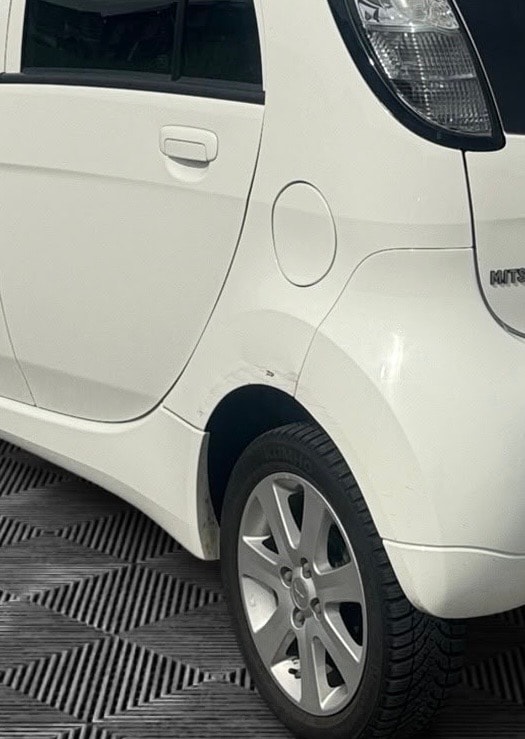 MITSUBISHI i MiEV Style-image-8