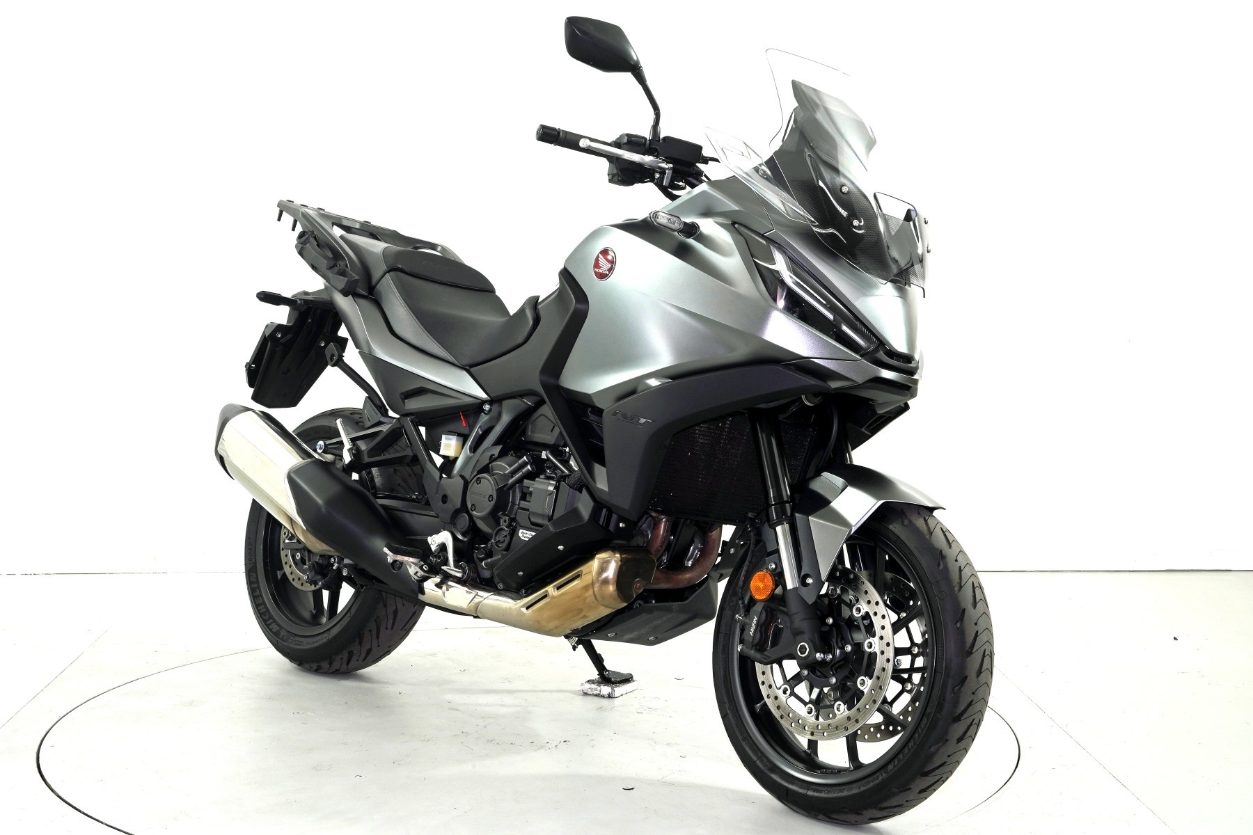 HONDA NT 1100 DCT ABS-image-1