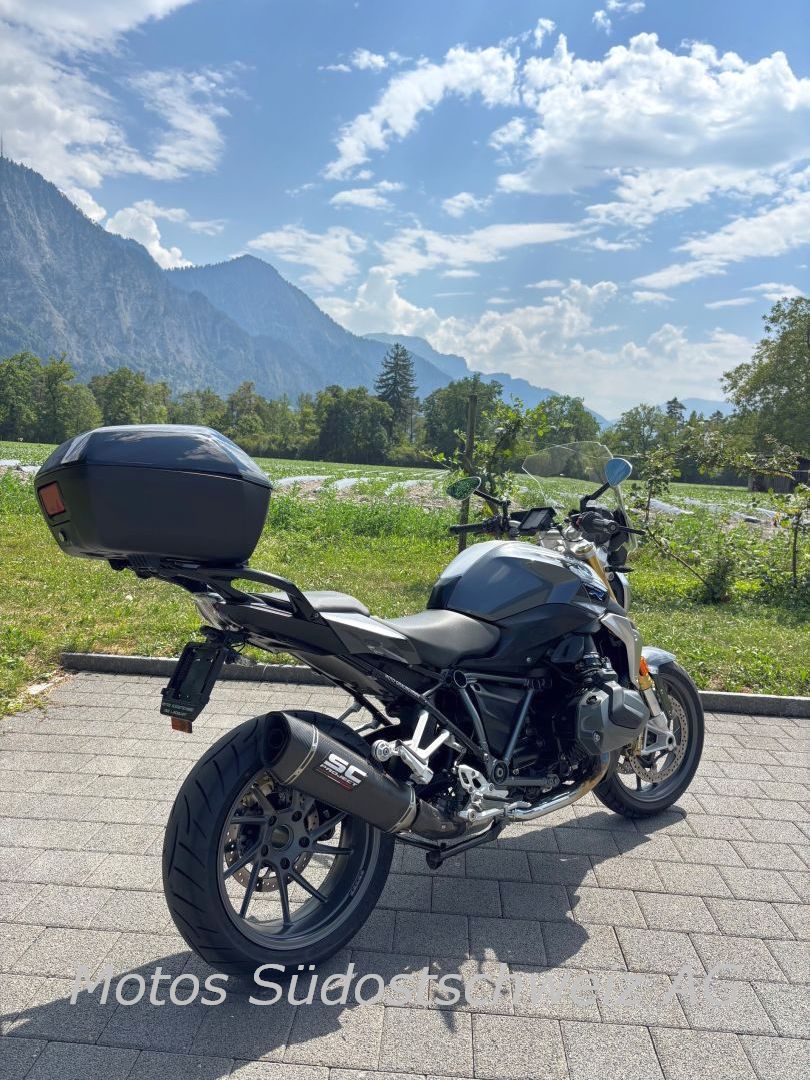 BMW R1250R-image-1