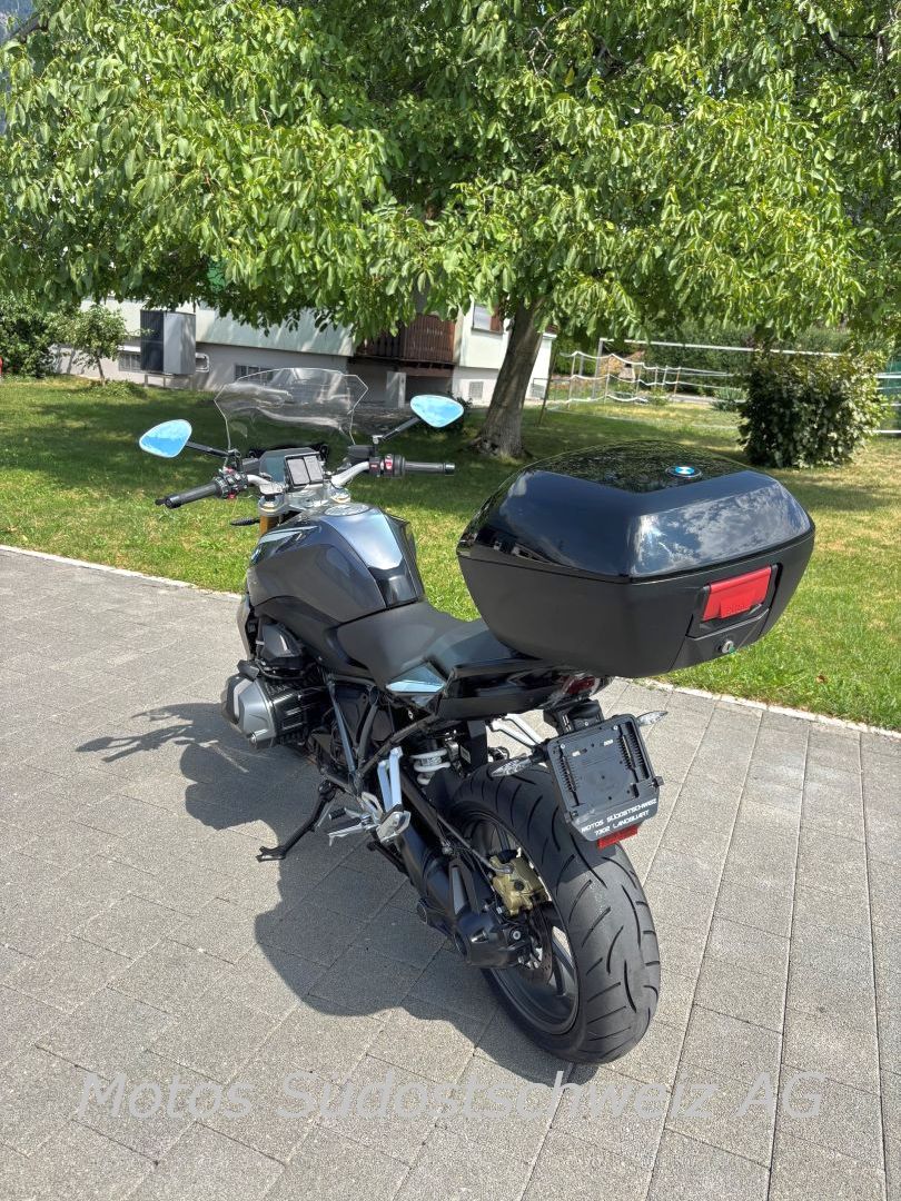 BMW R1250R-image-5